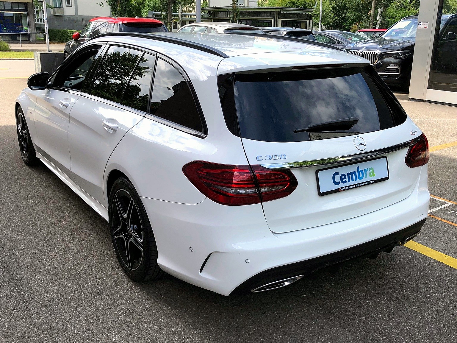 MERCEDES-BENZ C 300 T AMG Line NIGHT EDITION 9-G Tronic-image-3