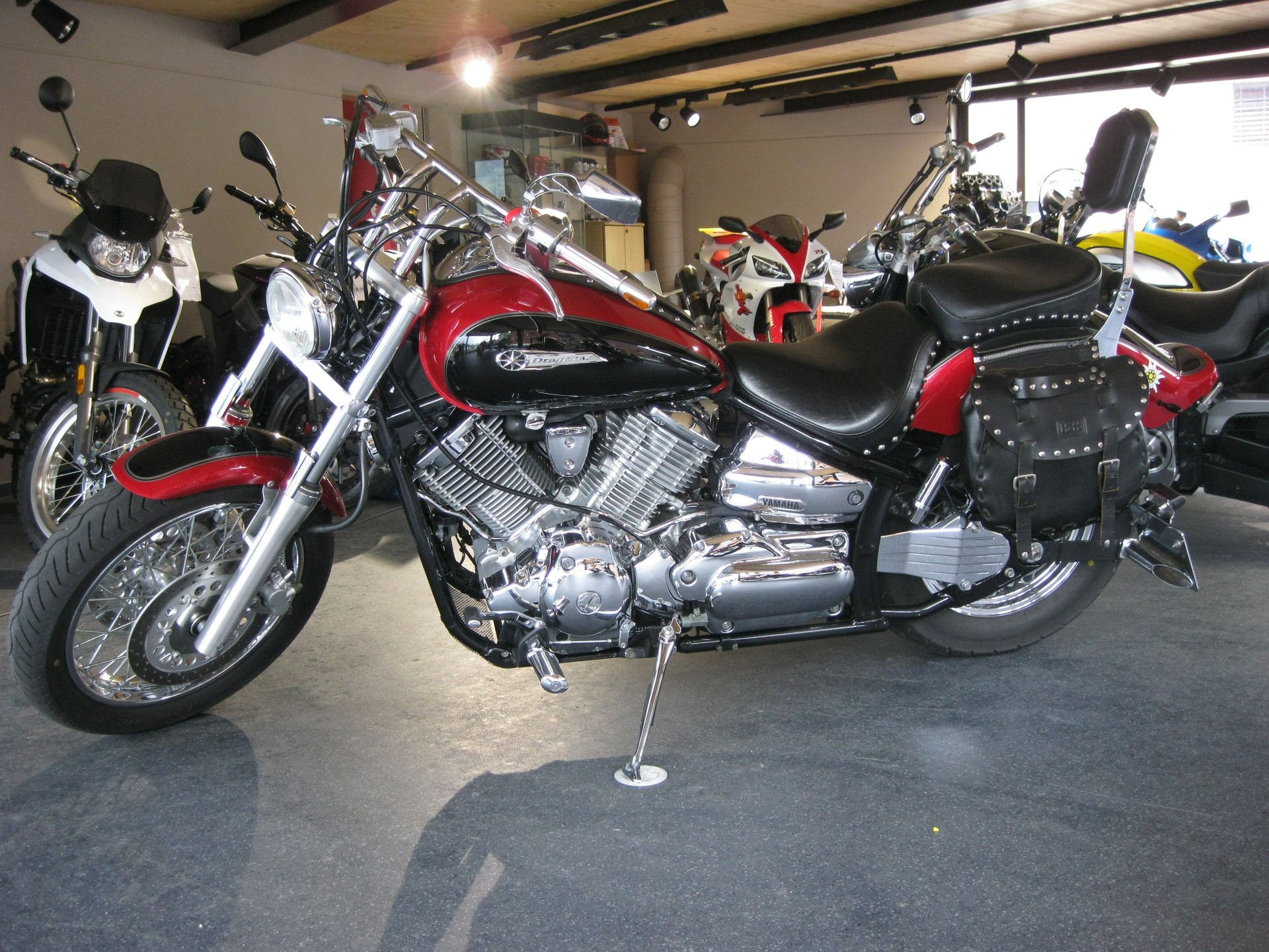 YAMAHA XVS 1100 Drag Star