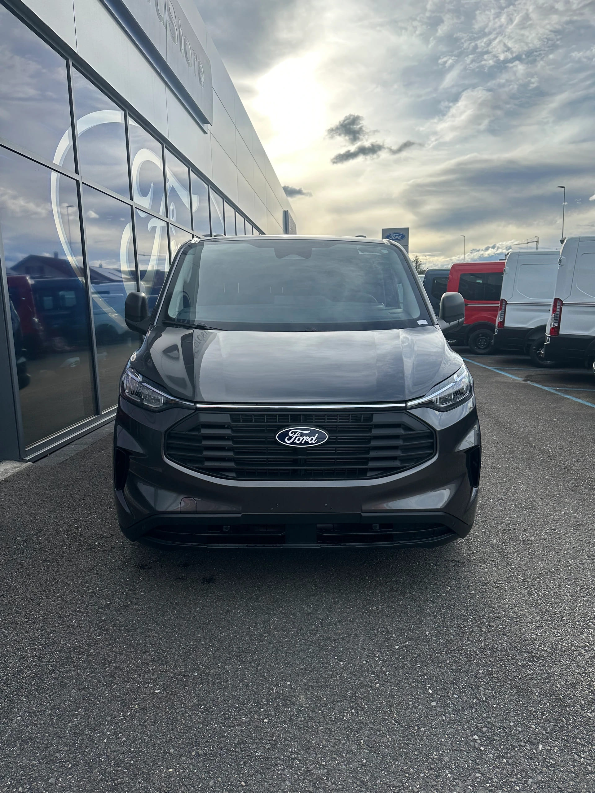FORD Transit Custom Van 320 L1 2.0 EcoBl Trend/136CV/Aut.-image-8