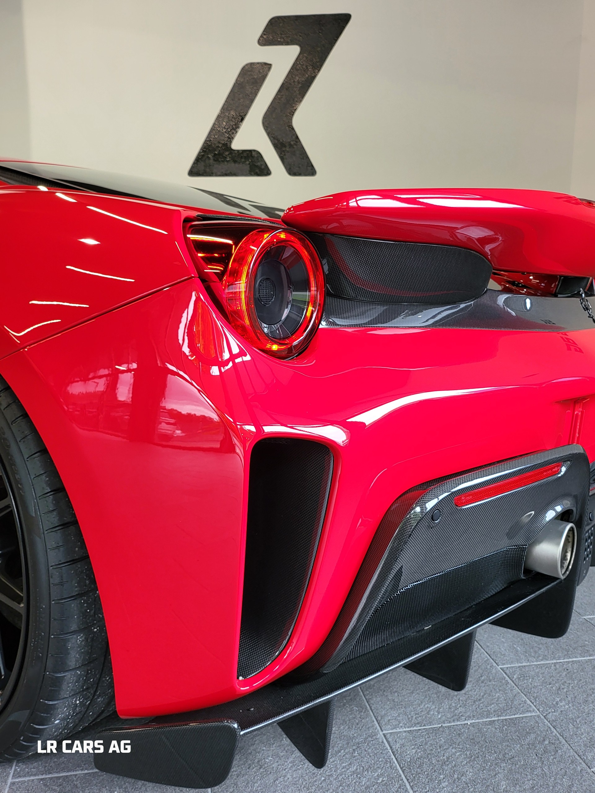 FERRARI 488 GTB 3.9 V8-image-10