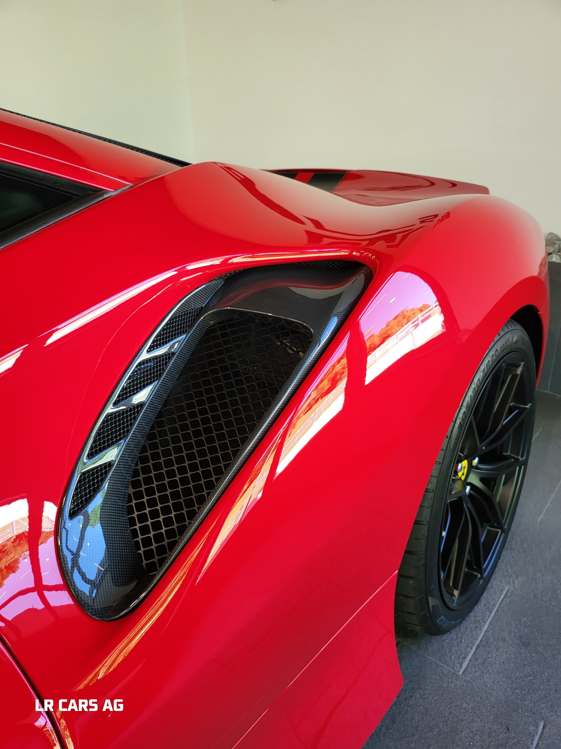 FERRARI 488 GTB 3.9 V8-image-8