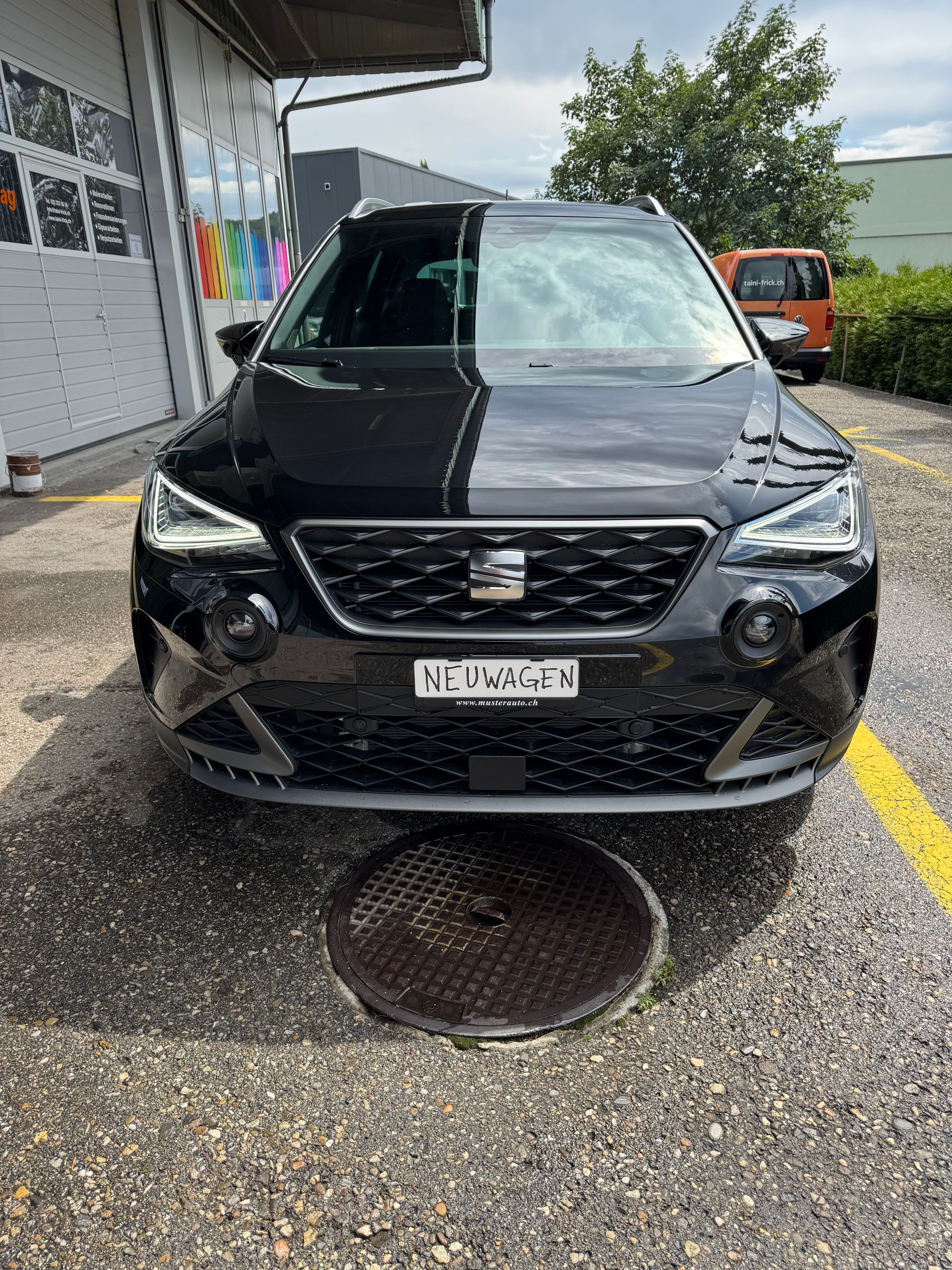 SEAT Arona 1.5 Eco TSI FR DSG 150PS mit Anhängerkupplung 33% Rabatt !-image-14