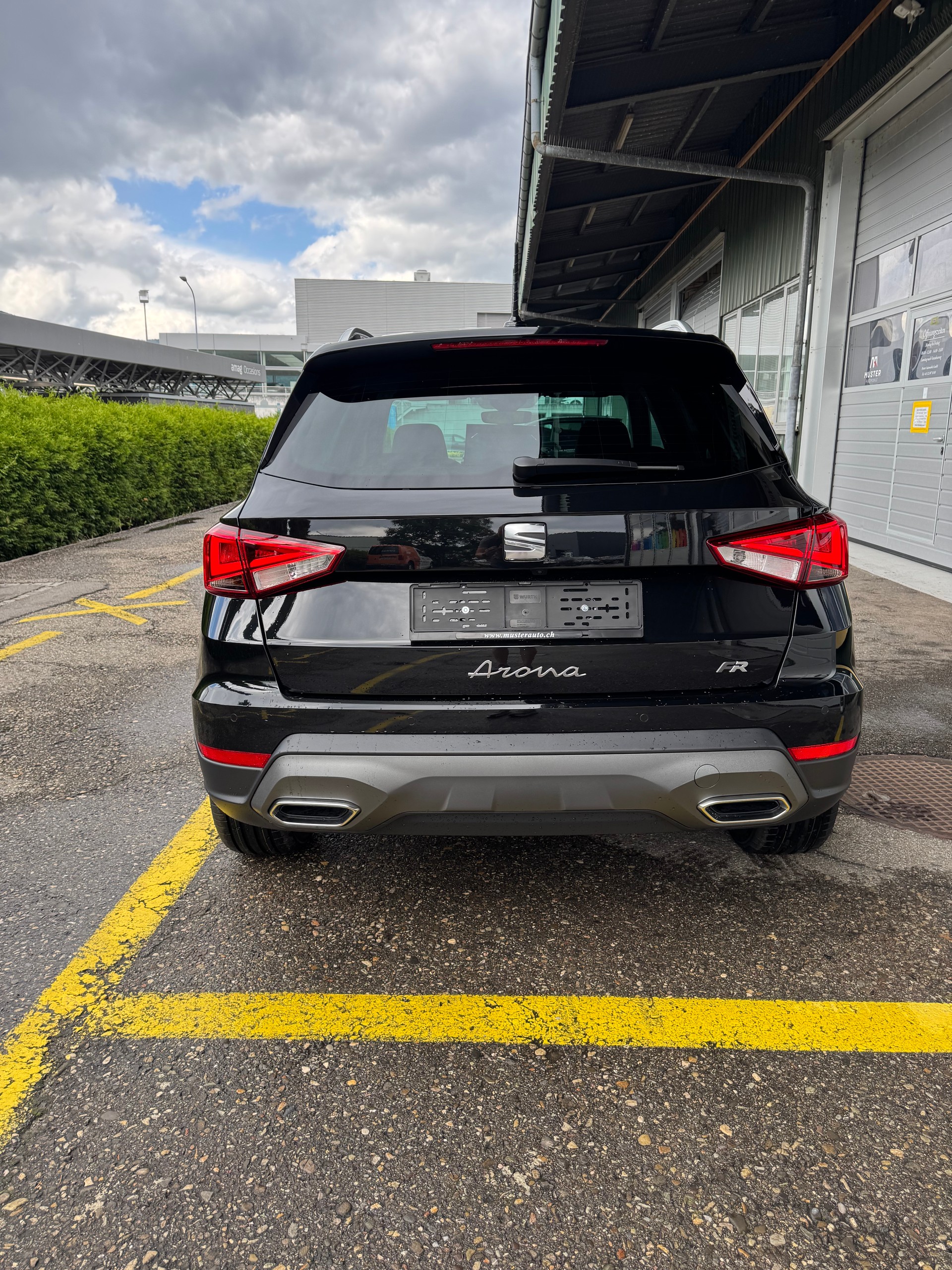 SEAT Arona 1.5 Eco TSI FR DSG 150PS mit Anhängerkupplung 33% Rabatt !-image-19