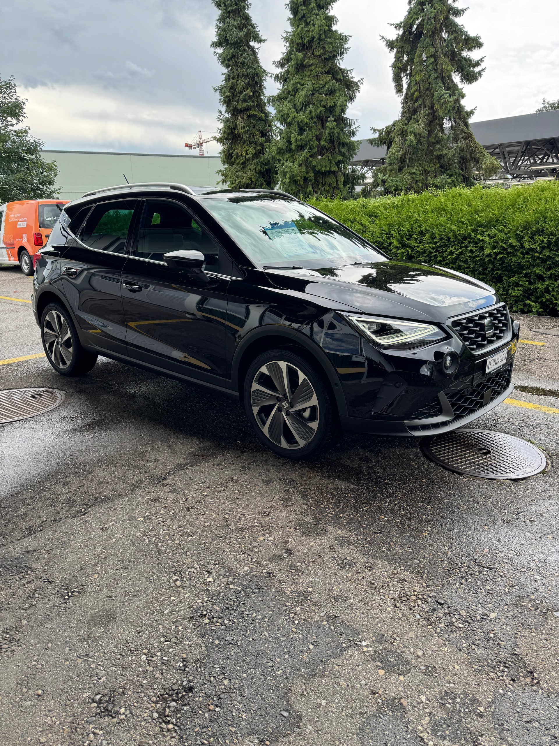 SEAT Arona 1.5 Eco TSI FR DSG 150PS mit Anhängerkupplung 33% Rabatt !-image-16
