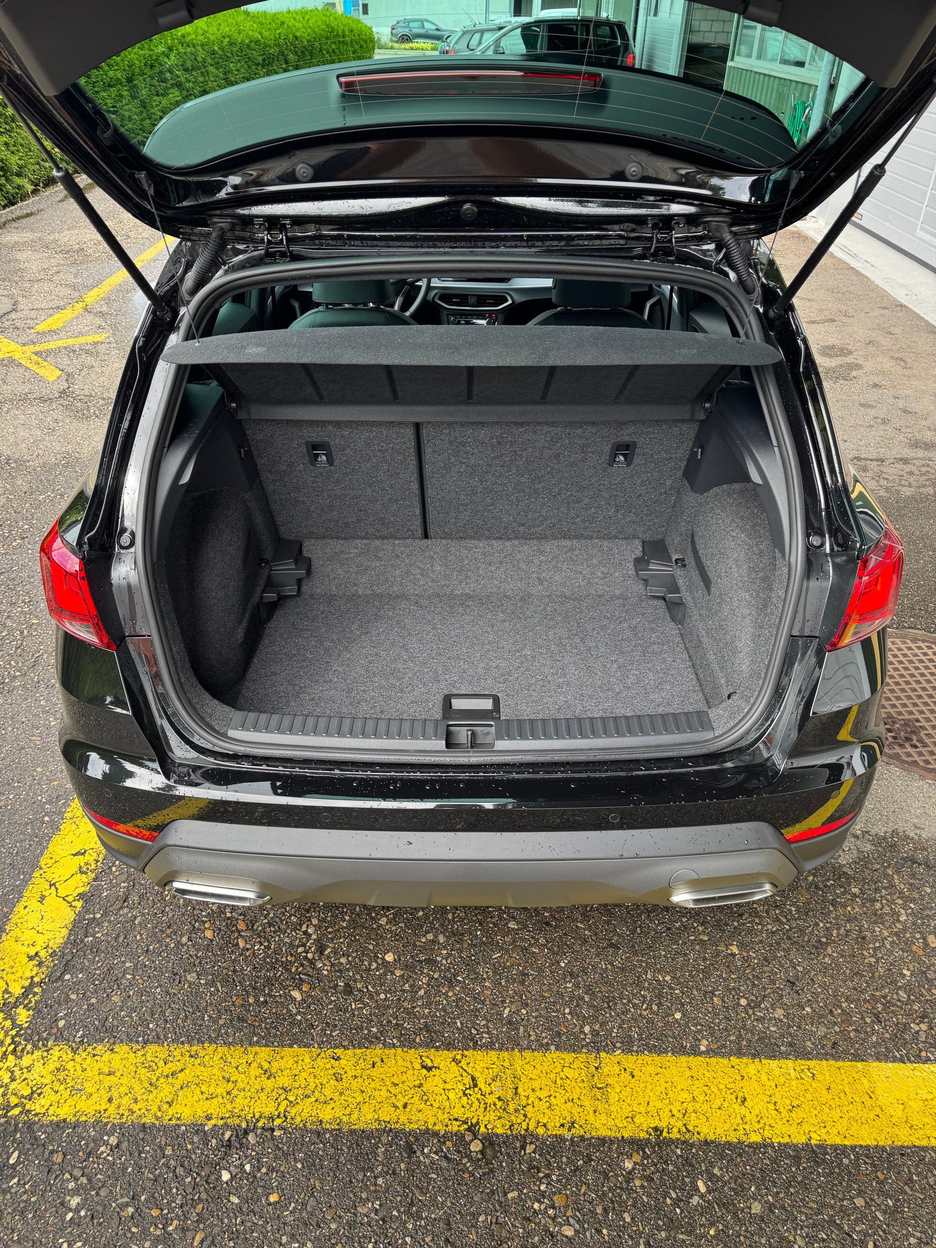 SEAT Arona 1.5 Eco TSI FR DSG 150PS mit Anhängerkupplung 33% Rabatt !-image-18