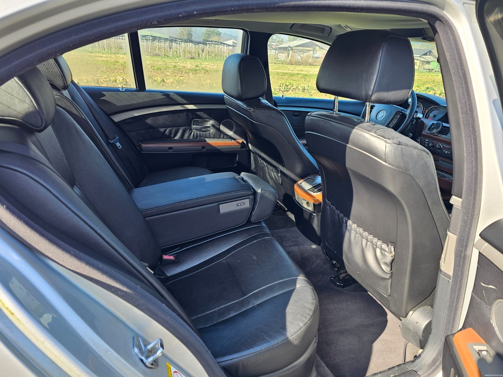 BMW 730d-image-12