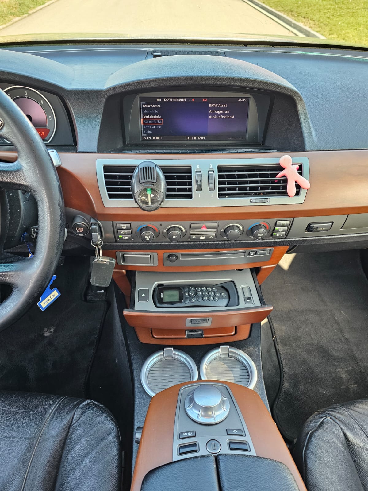 BMW 730d-image-13