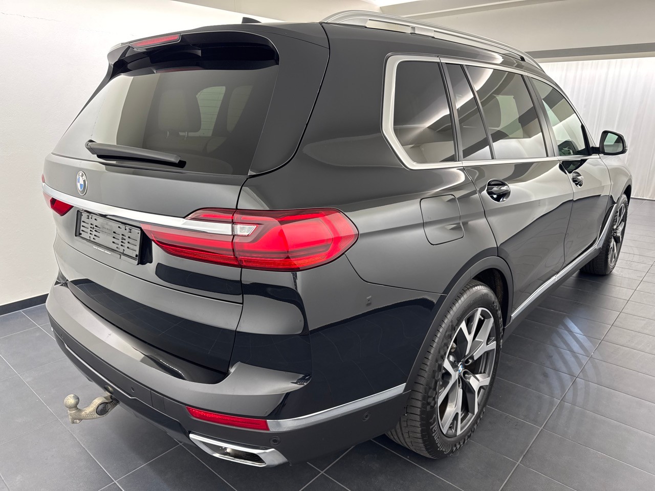 BMW X7 xDrive 48V 40d Steptronic-image-2