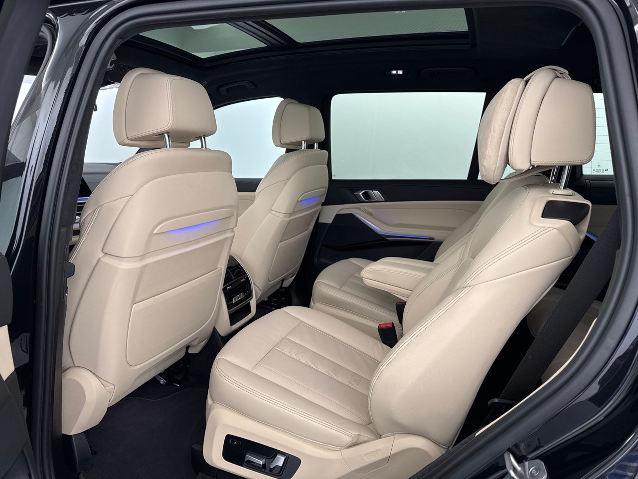 BMW X7 xDrive 48V 40d Steptronic-image-5