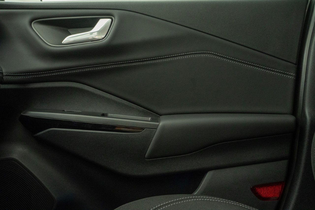 FORD Puma 1.0 EcoB Hybrid 125 Titanium-image-10