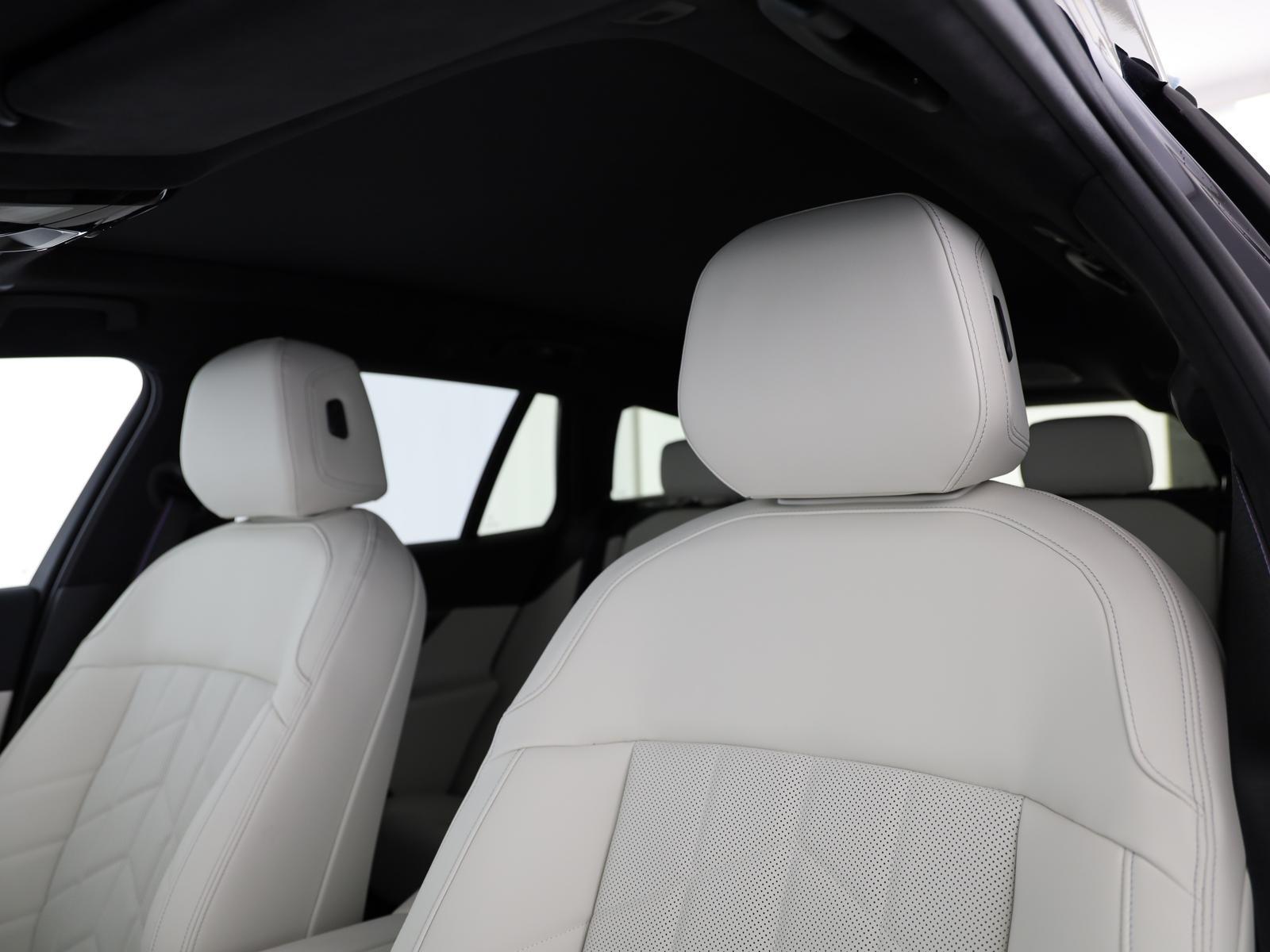 BMW 540d xDrive Touring M Sport Pro-image-10