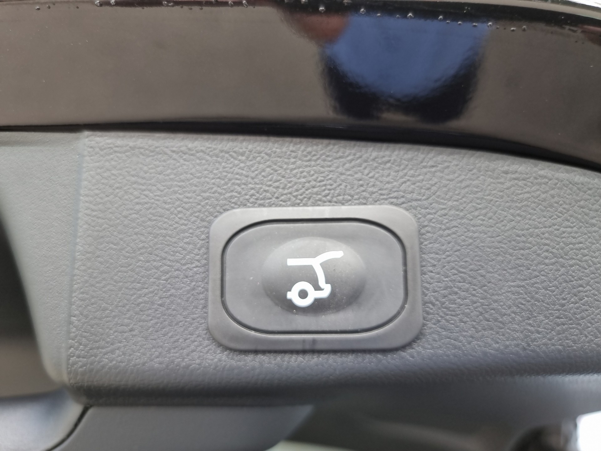 FORD Focus Station Wagon 1.0i EcoB Hybrid 155 ST-Line X-image-14