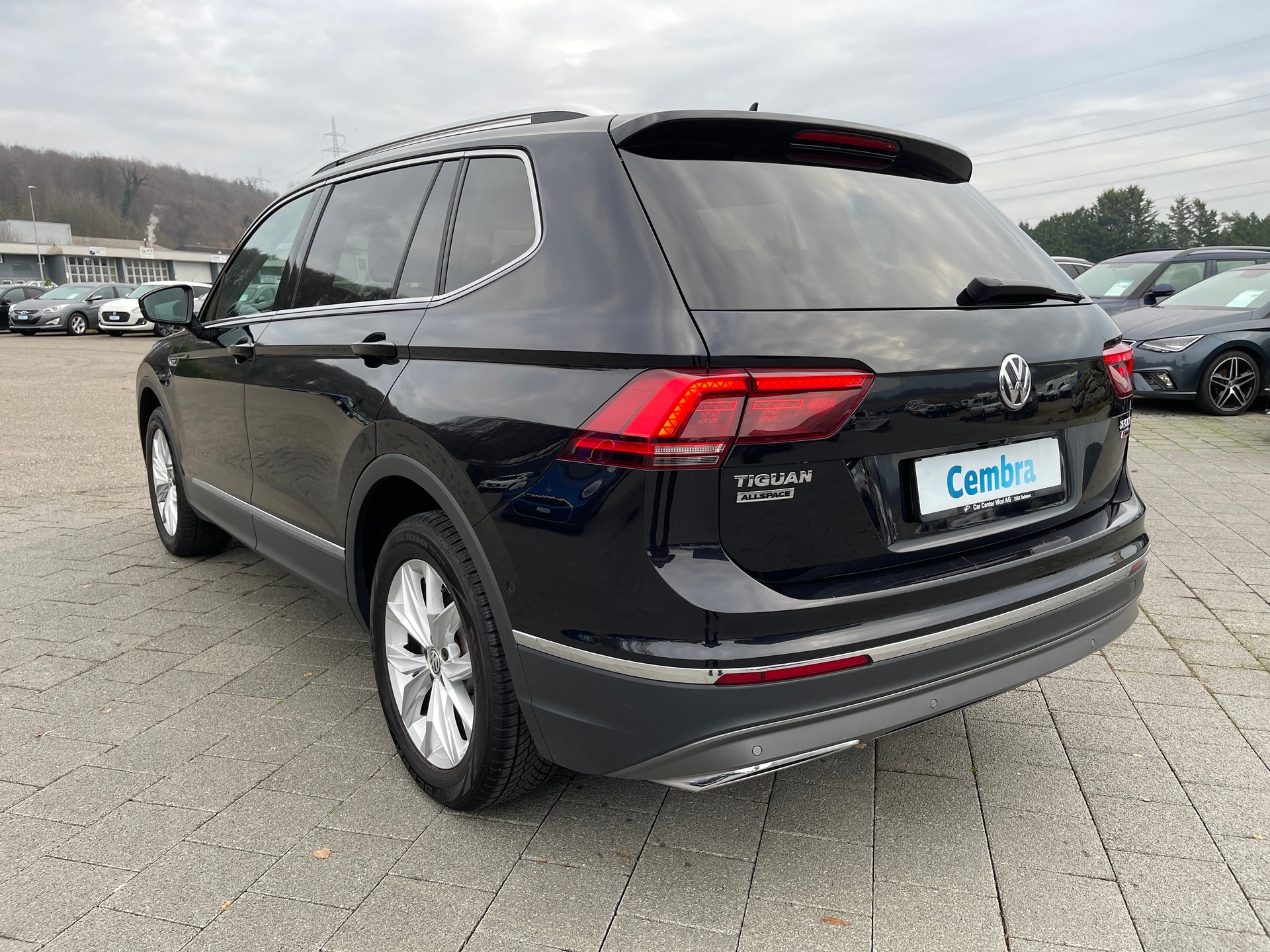 VW Tiguan Allspace 2.0TSI Comfortline 4Motion DSG*7 Plätzer-image-2