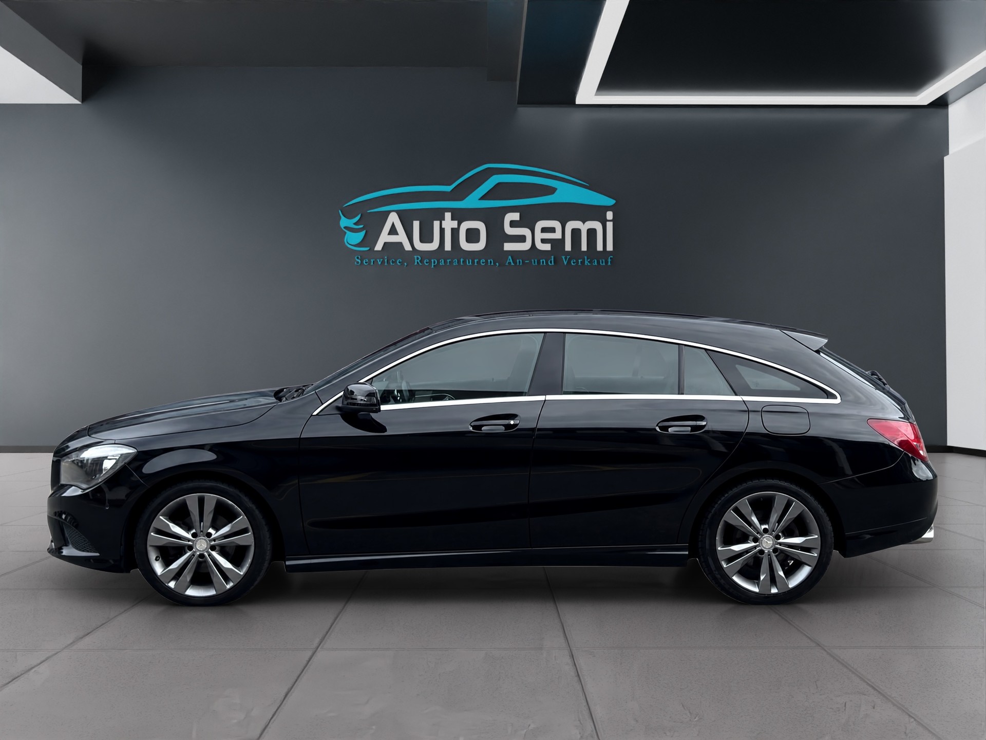 MERCEDES-BENZ CLA Shooting Brake 180 Urban 7G-DCT-image-1