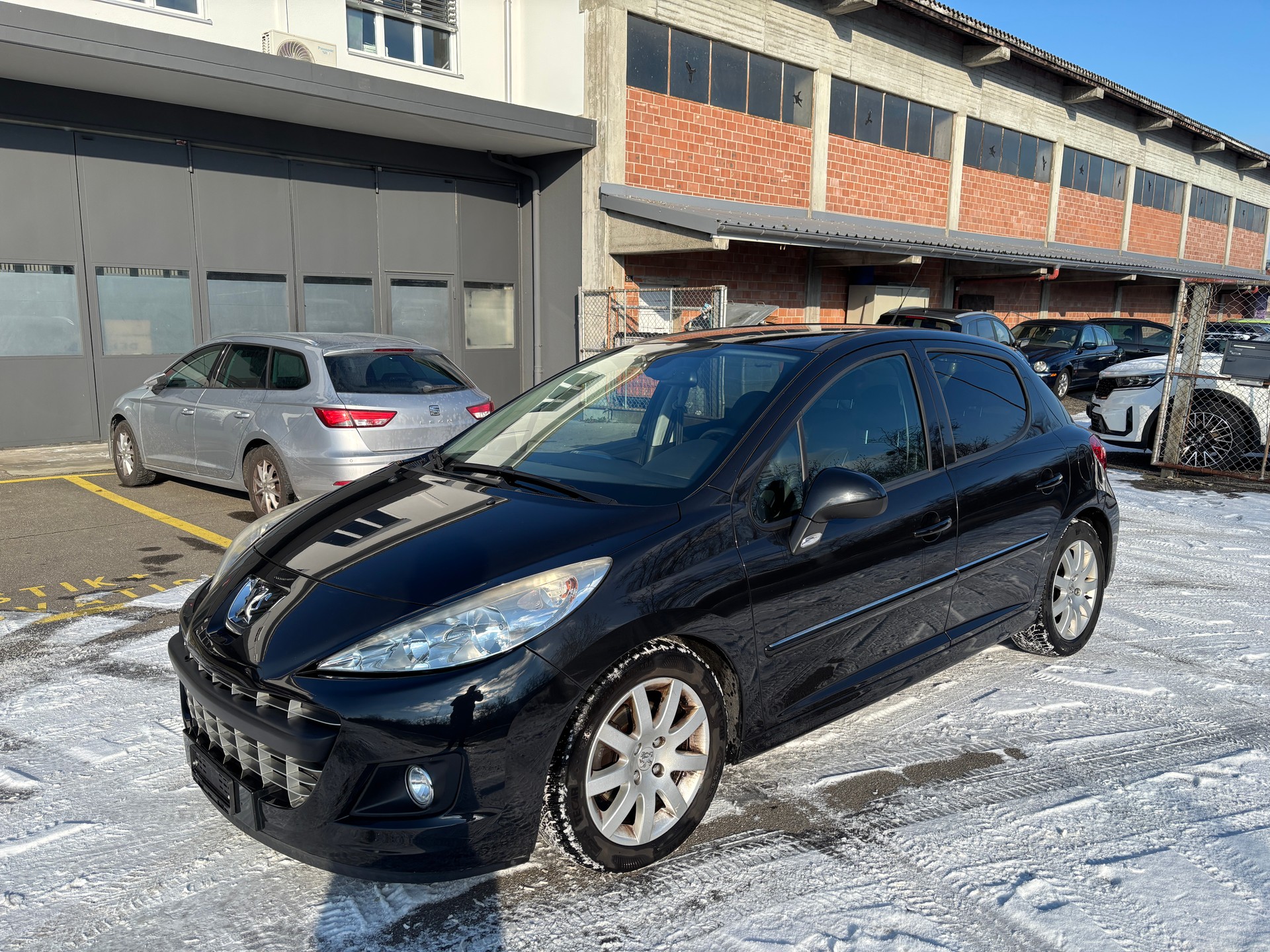 PEUGEOT 207 1.6 16V Turbo Allure-image-0