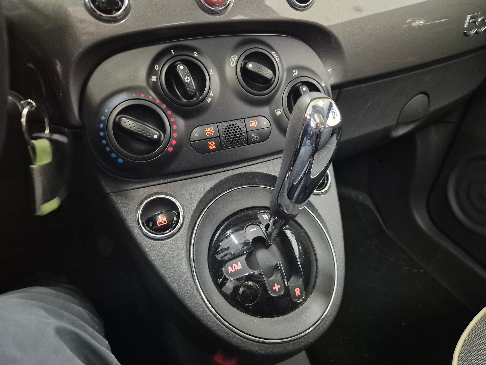 FIAT 500 0.9 Twinair Lounge Dualogic-image-11