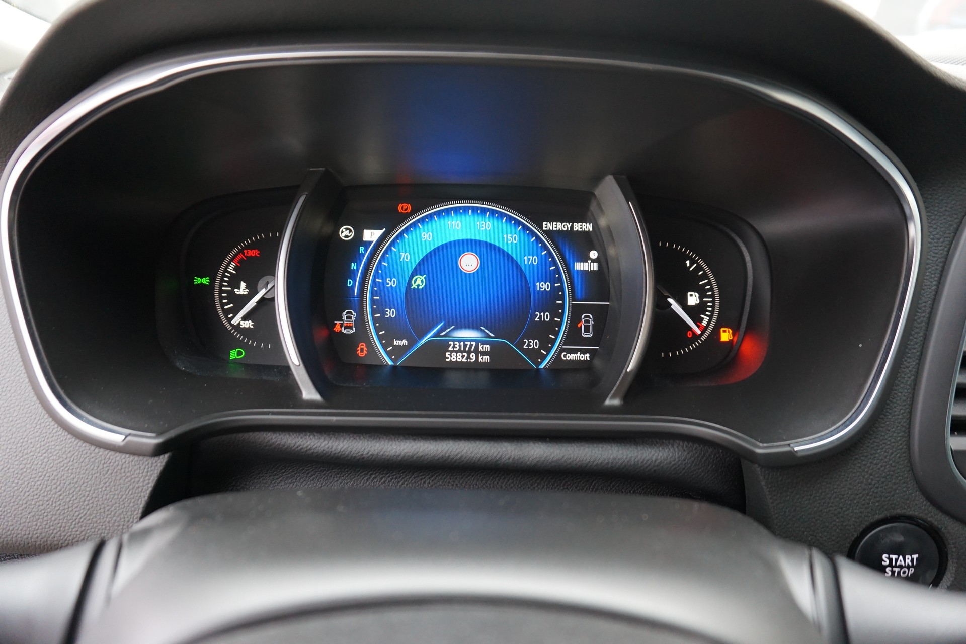 RENAULT Mégane 1.2 16V Turbo Bose EDC-image-8