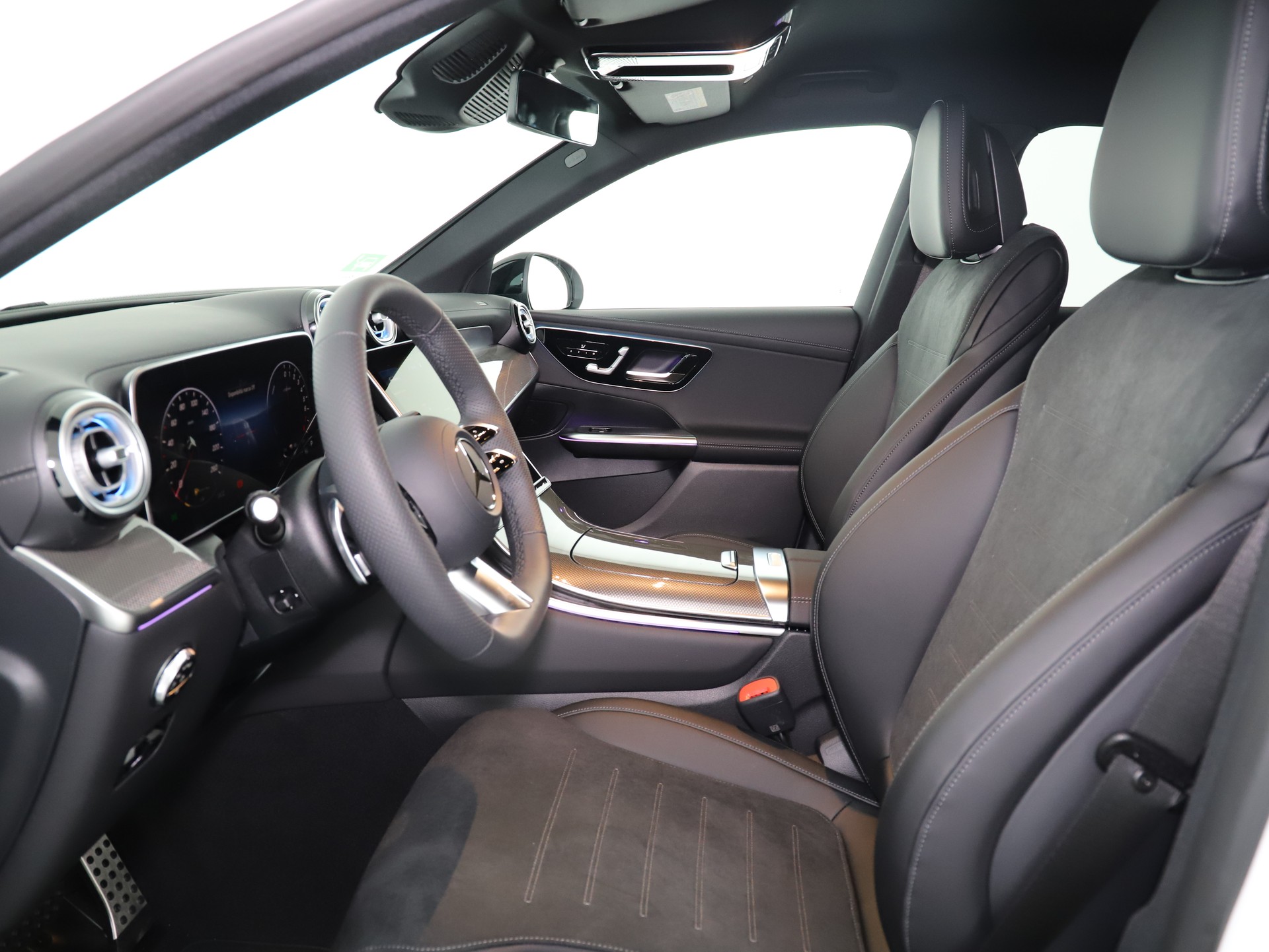 MERCEDES-BENZ GLC 300 e 4M 9G-Tronic-image-9