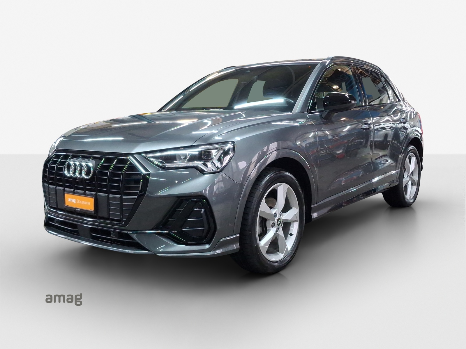AUDI Q3 35 TFSI S line Attraction S-tronic-image-0