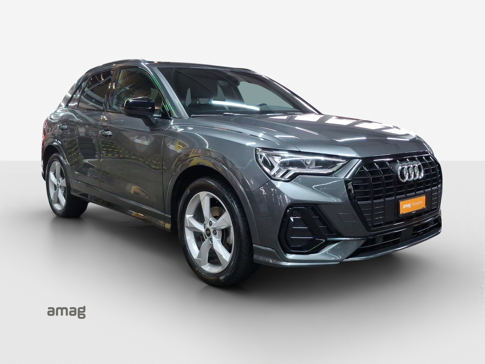 AUDI Q3 35 TFSI S line Attraction S-tronic-image-5