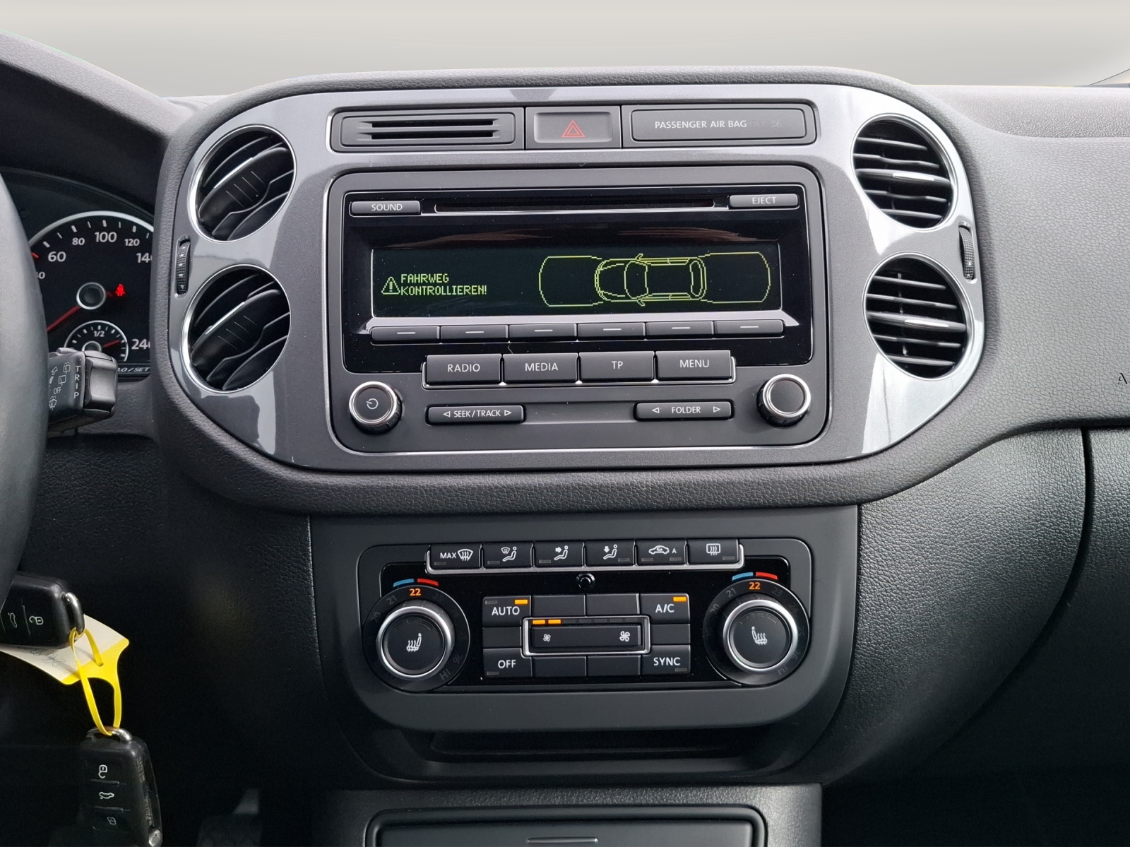 VW Tiguan 1.4 TSI BlueMotion Trend&Fun 4x2-image-13