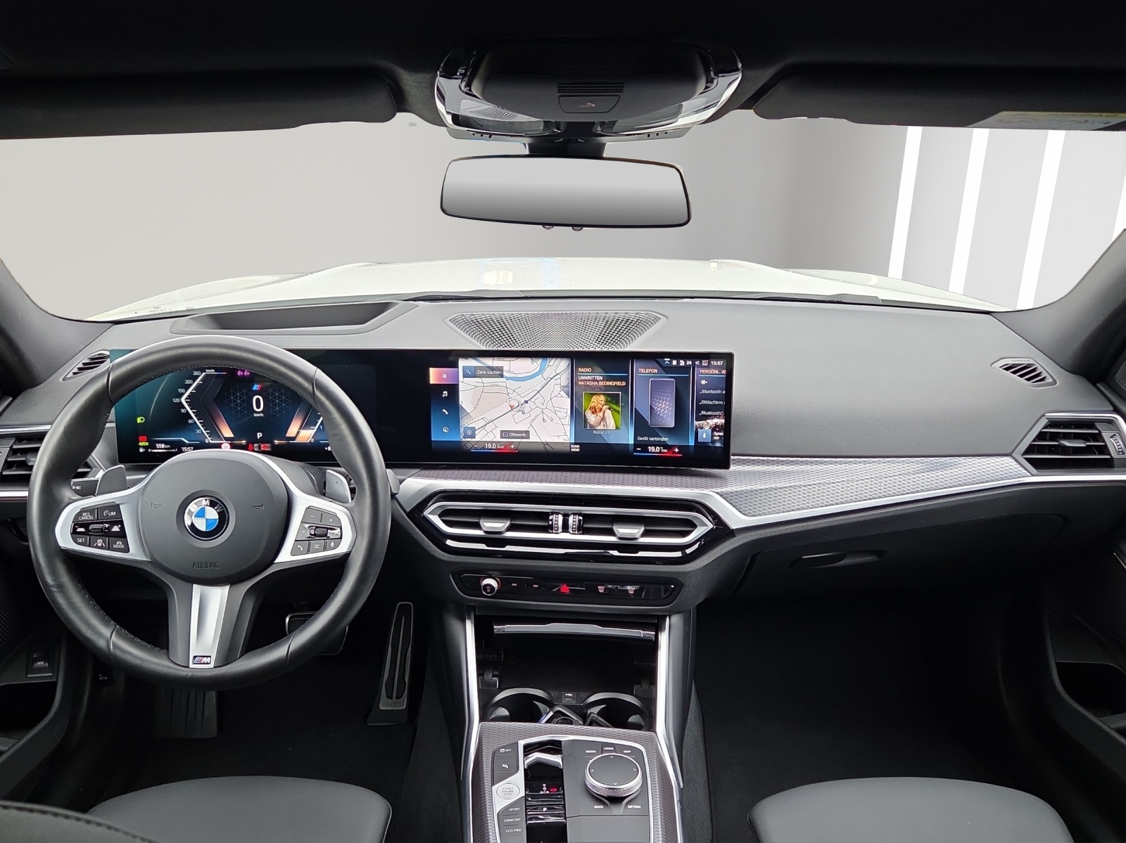 BMW 320d xDrive 48V Touring Steptronic M Sport-image-6
