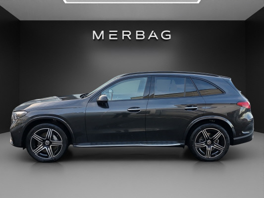 MERCEDES-BENZ GLC 300 4Matic 9G-Tronic-image-2