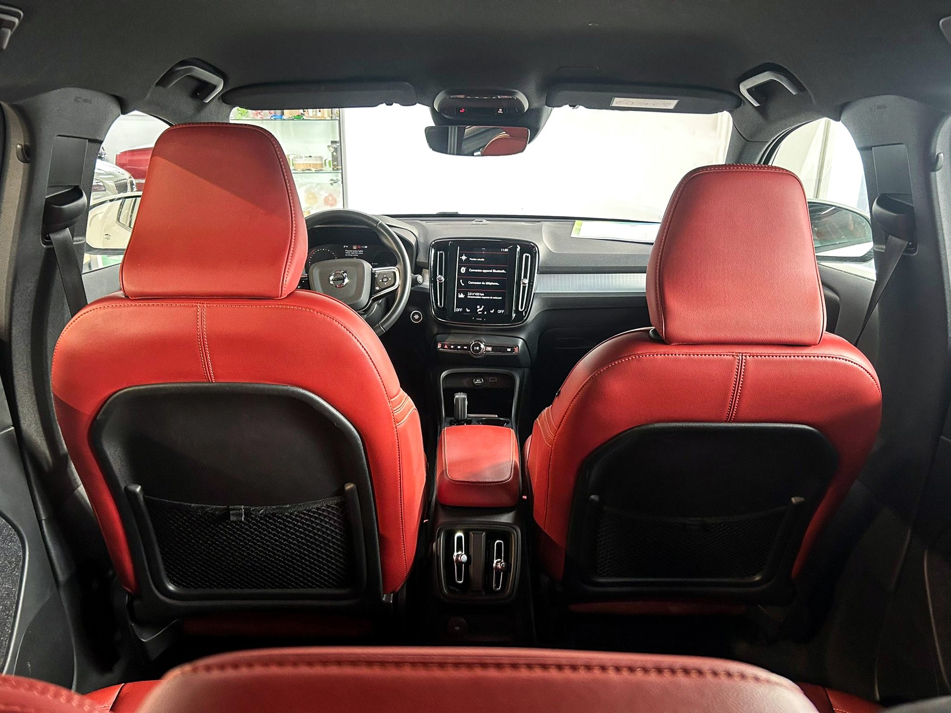 VOLVO XC40 T5 TwE Momentum DCT-image-13