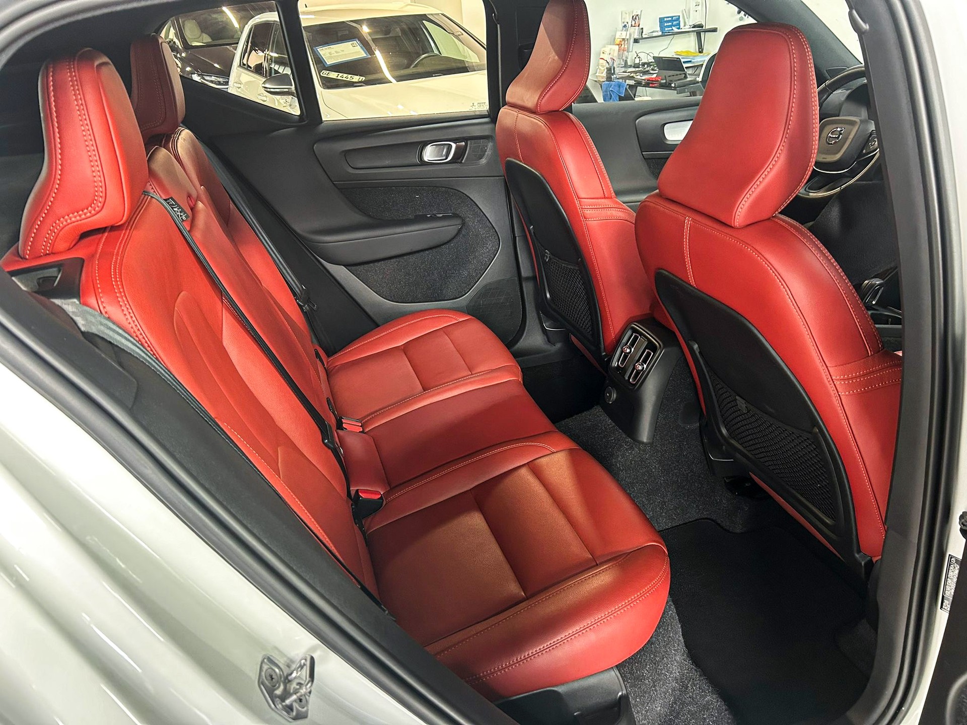 VOLVO XC40 T5 TwE Momentum DCT-image-15