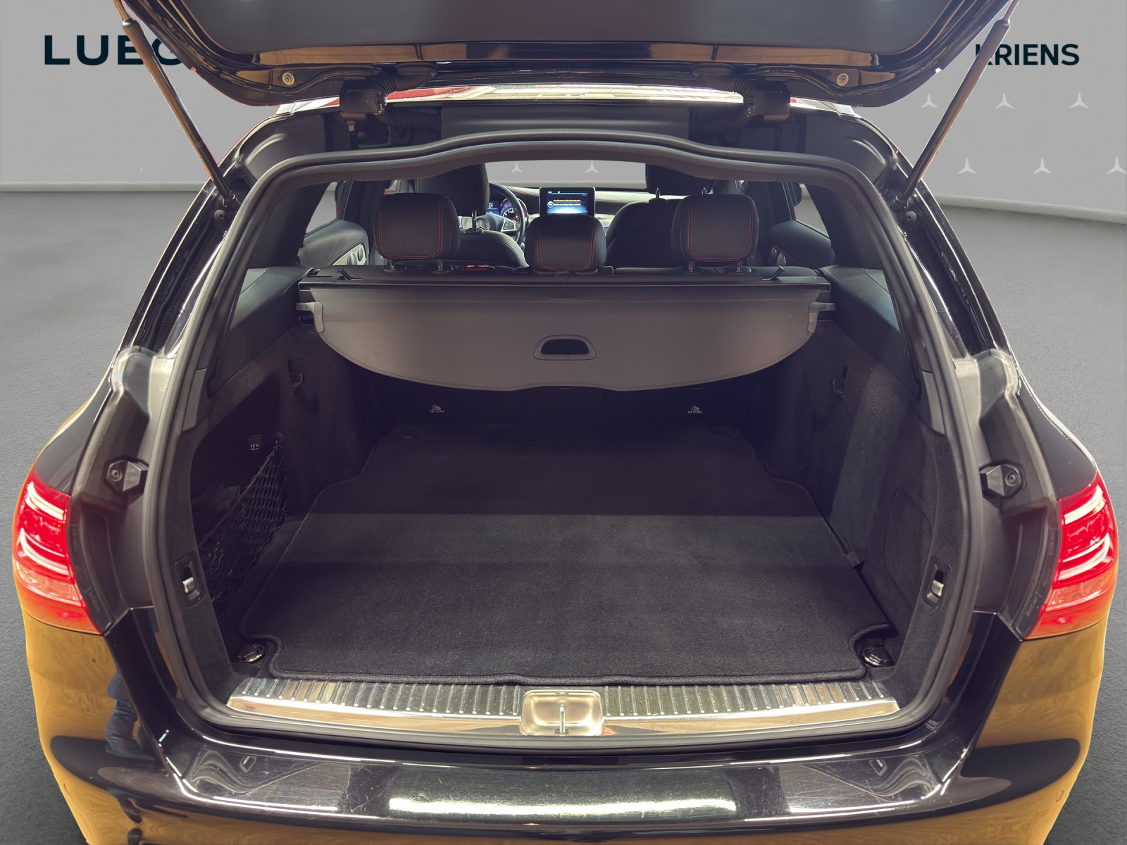 MERCEDES-BENZ C 43 T 4M - AMG / DISTRONIC / 360 Grad Kamera / Soundsystem-image-14