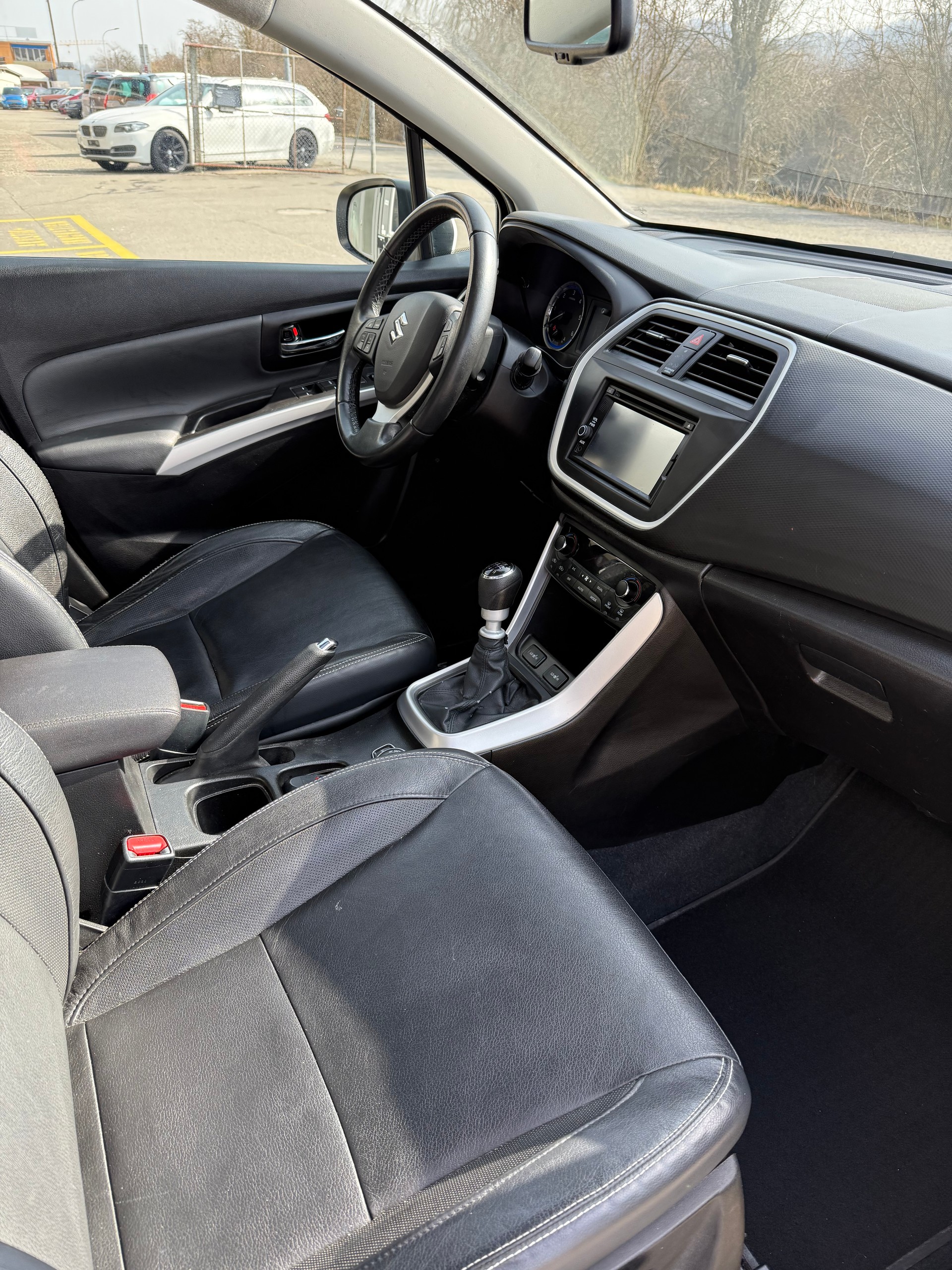 SUZUKI SX4 S-Cross 1.6 TD GL Top 4WD-image-8