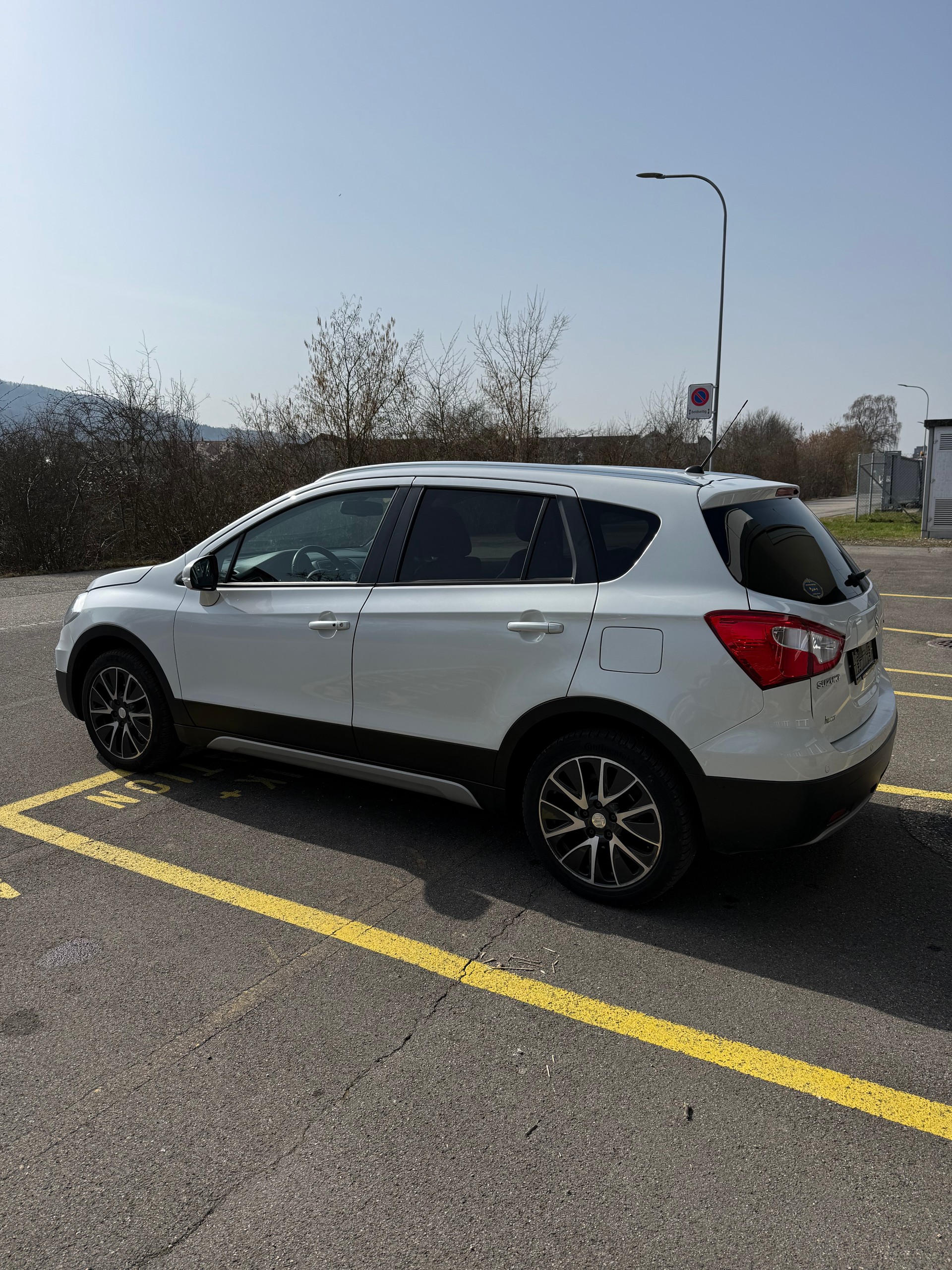SUZUKI SX4 S-Cross 1.6 TD GL Top 4WD-image-3