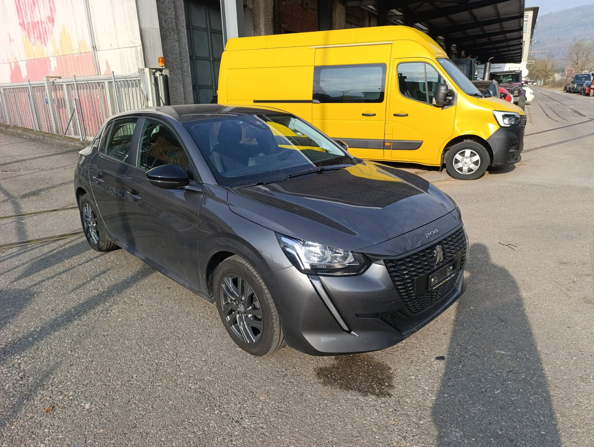 PEUGEOT 208 1.2 PureTech Active Pack-image-0