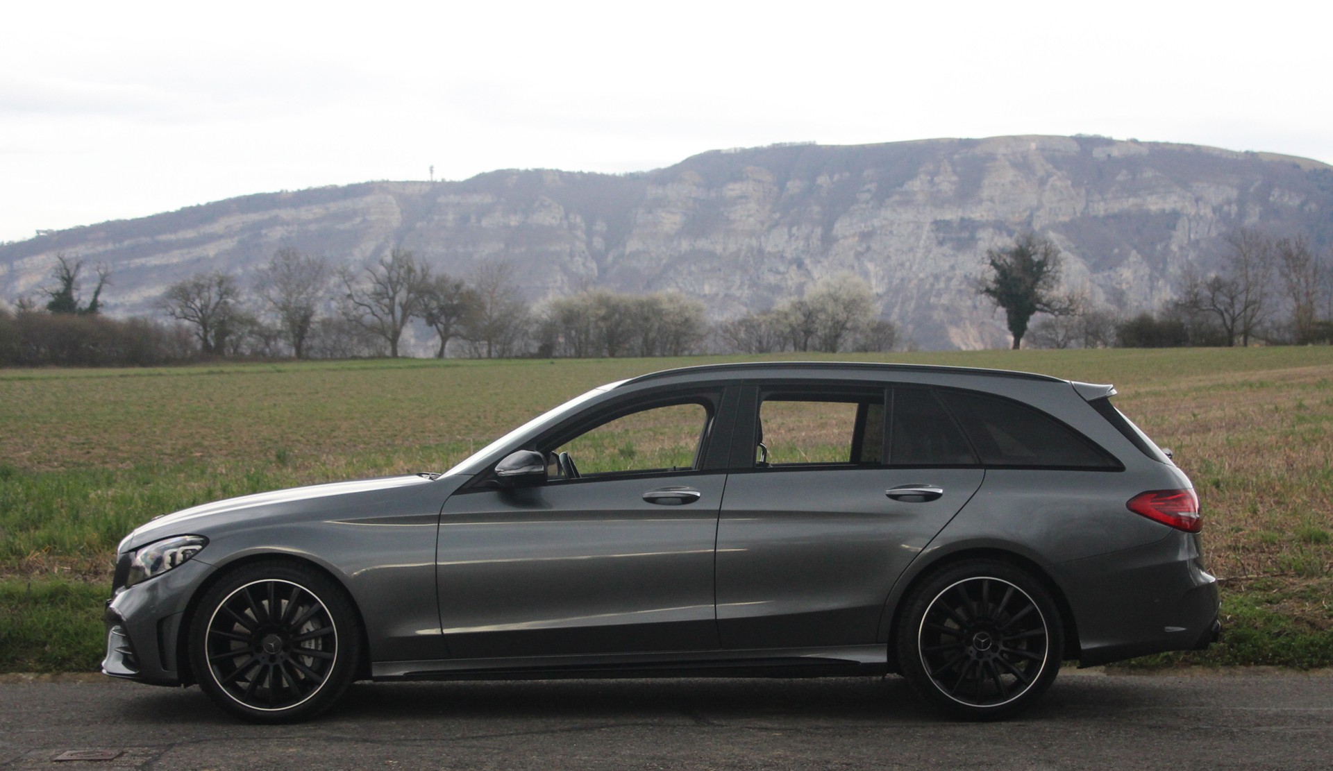 MERCEDES-BENZ C 43 AMG 4Matic 9G-Tronic-image-23