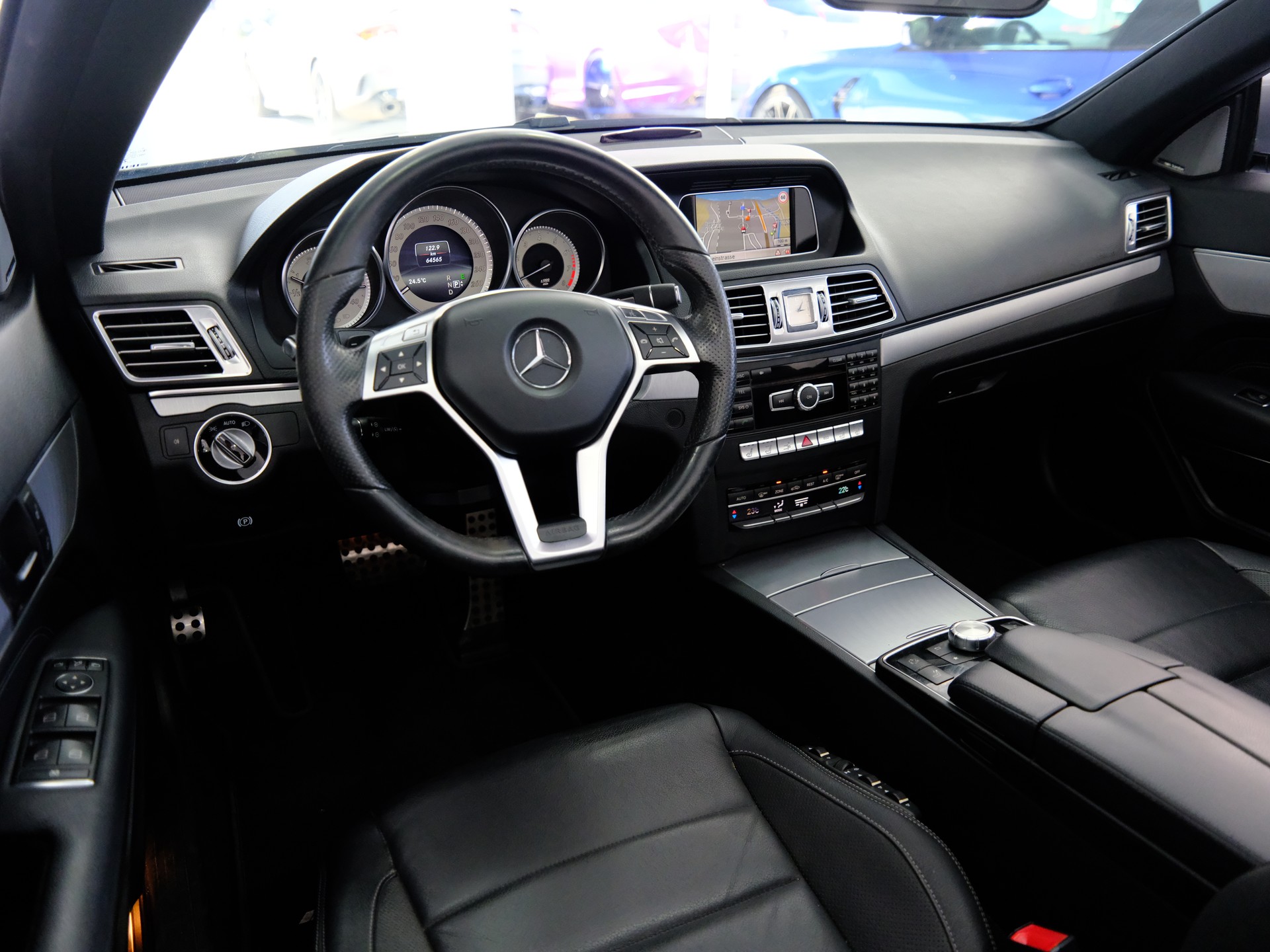 MERCEDES-BENZ E 250 AMG LINE 7G-Tronic-image-10