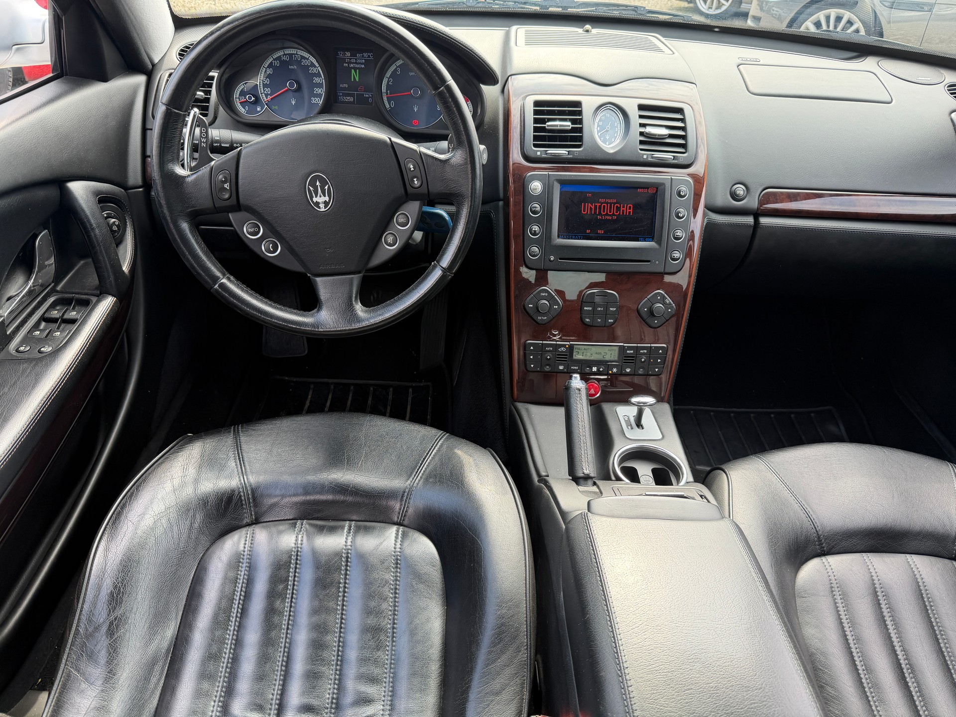 MASERATI Quattroporte 4.2 V8 DuoSelect-image-13