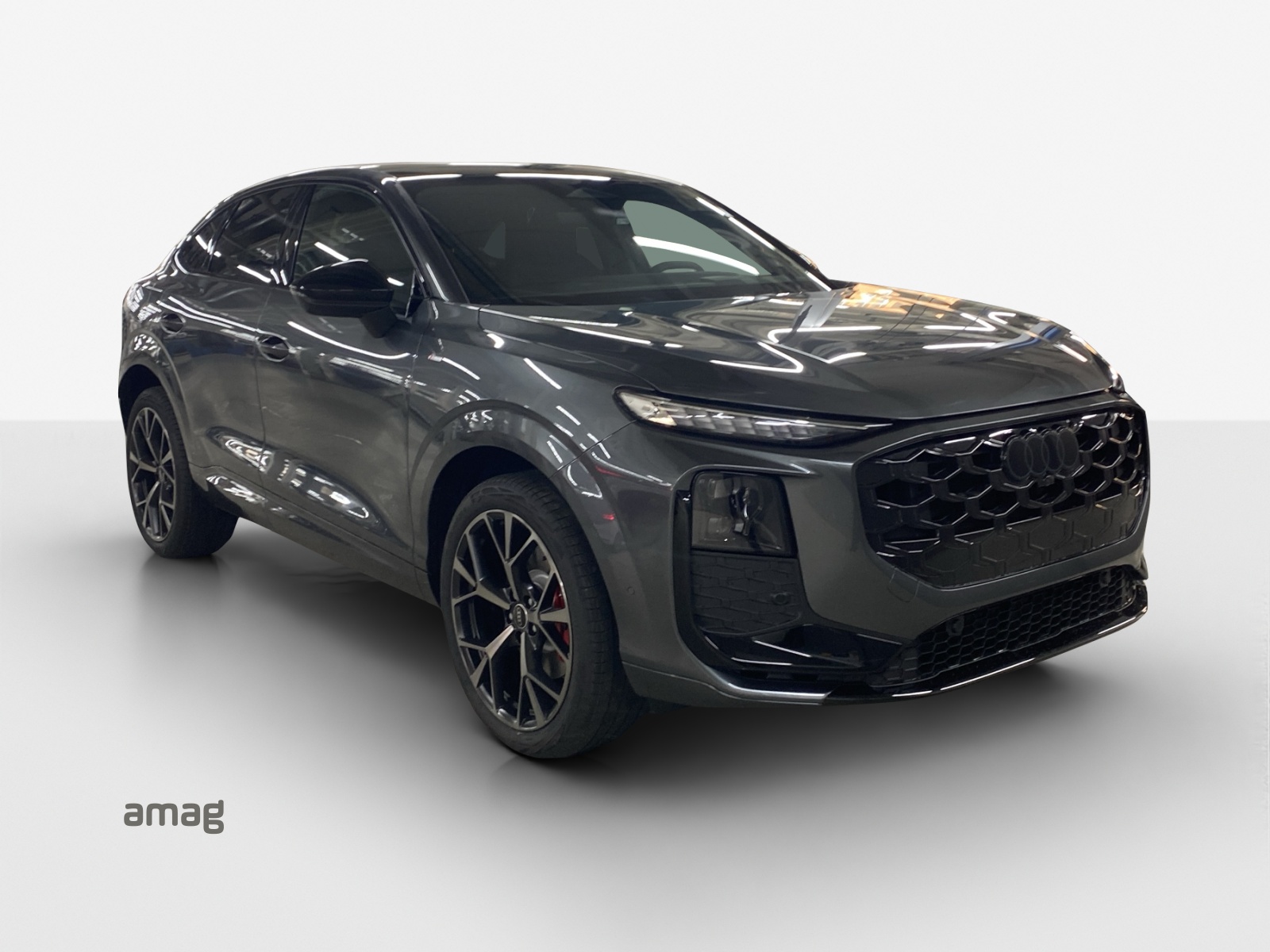 AUDI Q3 Sportback TFSI quattro 195 kW S tronic-image-5
