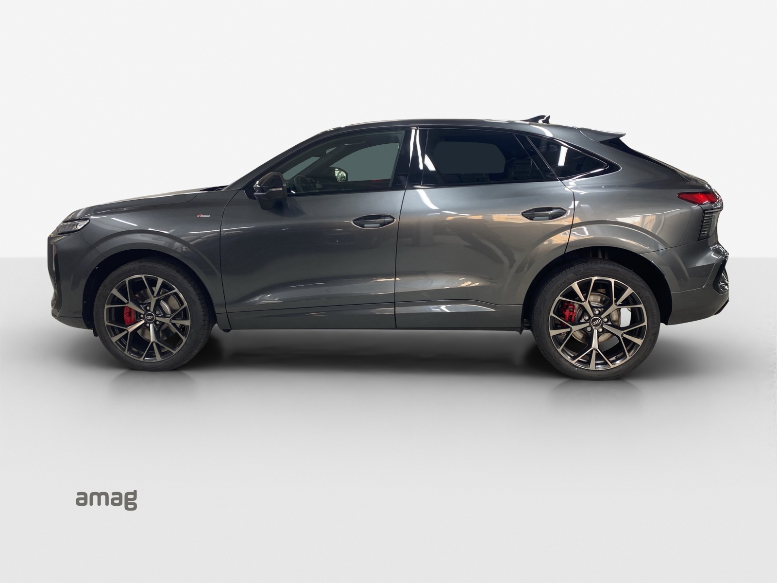 AUDI Q3 Sportback TFSI quattro 195 kW S tronic-image-1