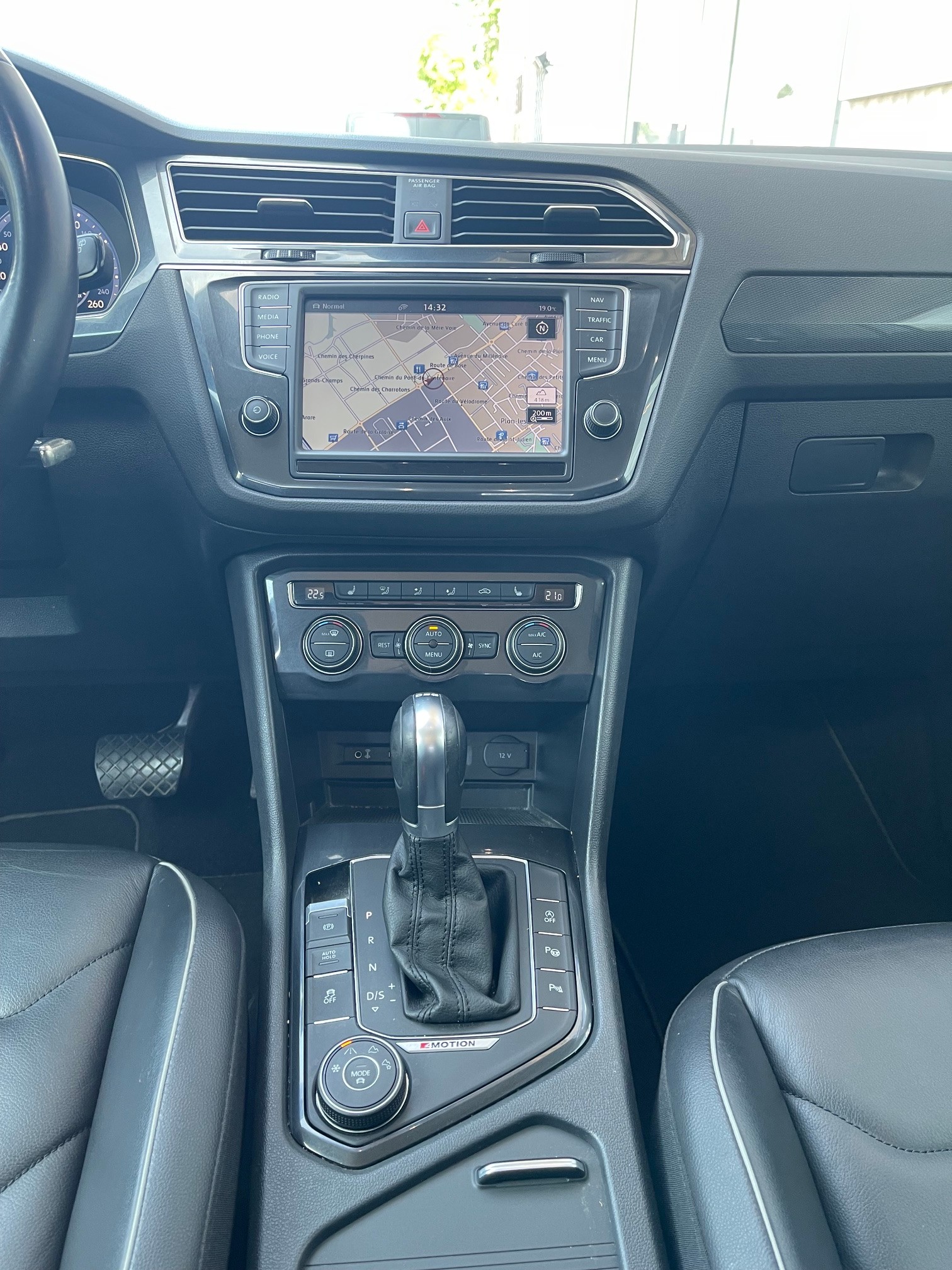 VW Tiguan 2.0TSI Highline 4Motion DSG-image-5