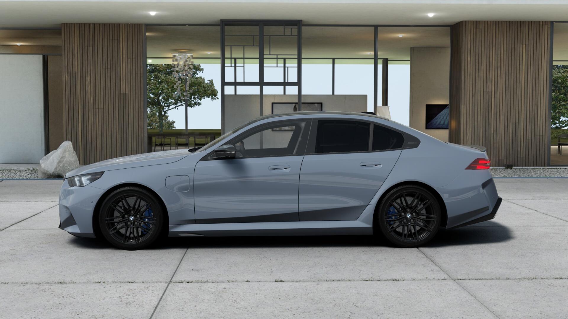 BMW M5 xDrive-image-1