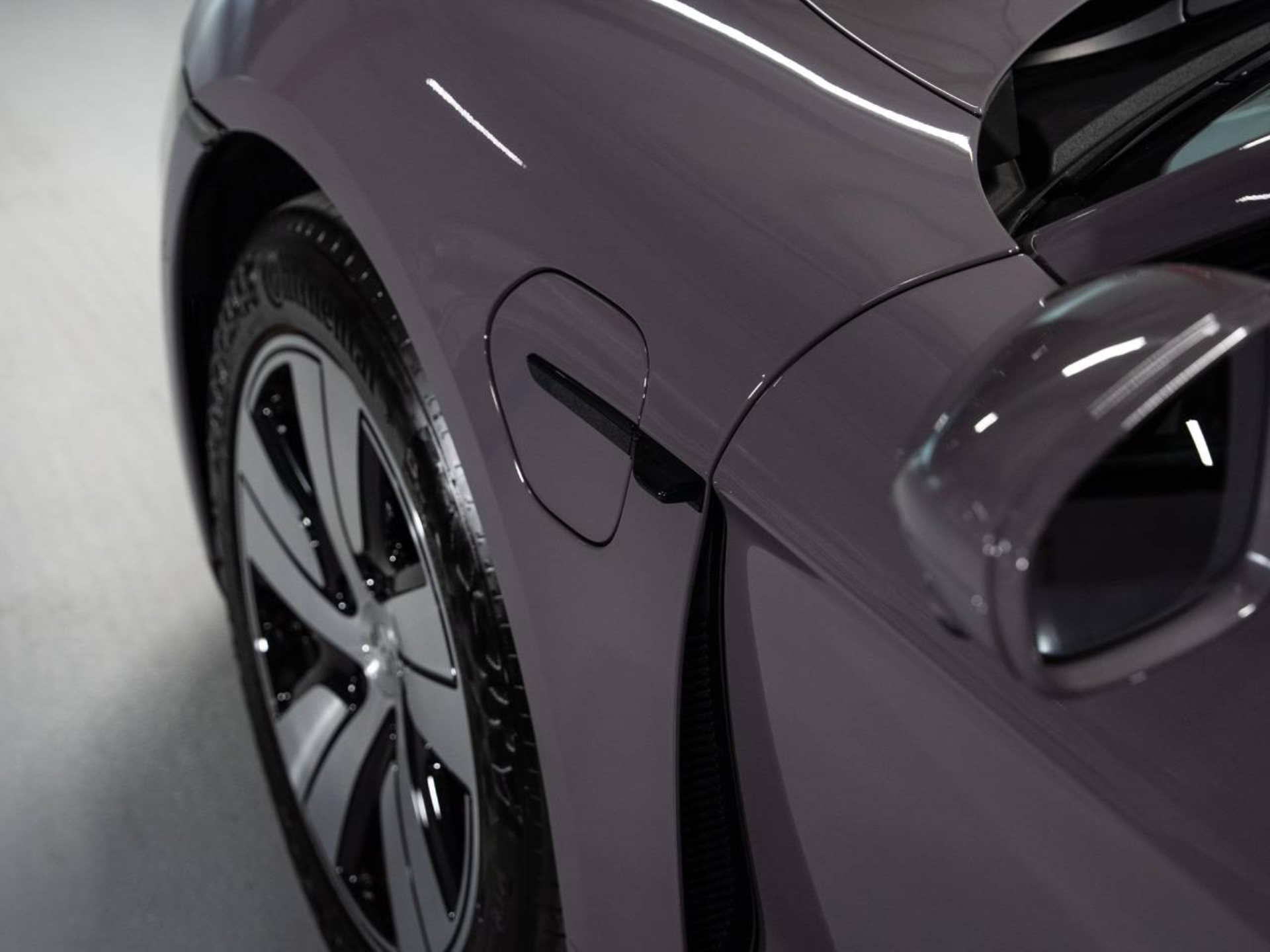 PORSCHE Taycan 4S-image-21
