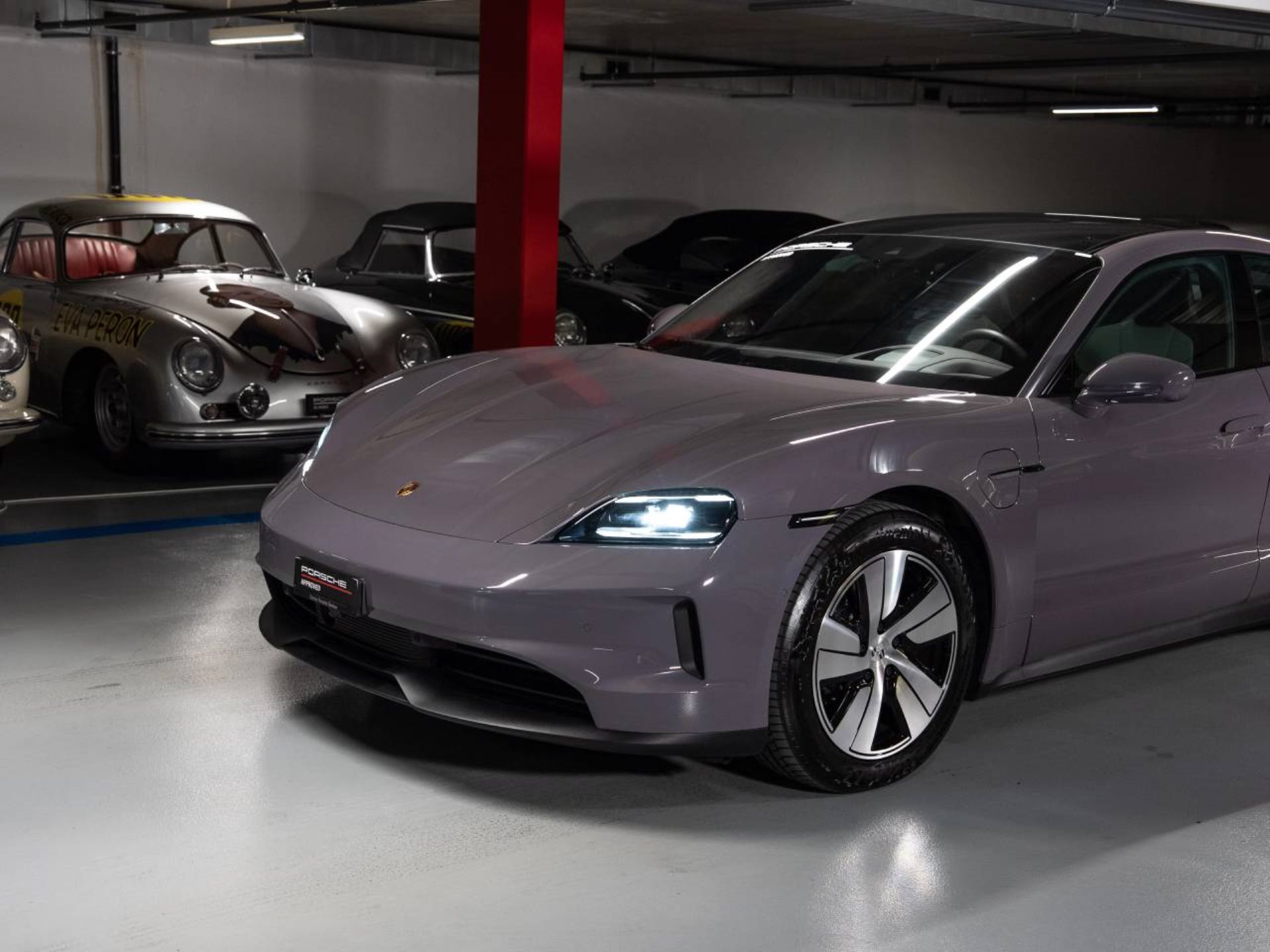 PORSCHE Taycan 4S-image-20