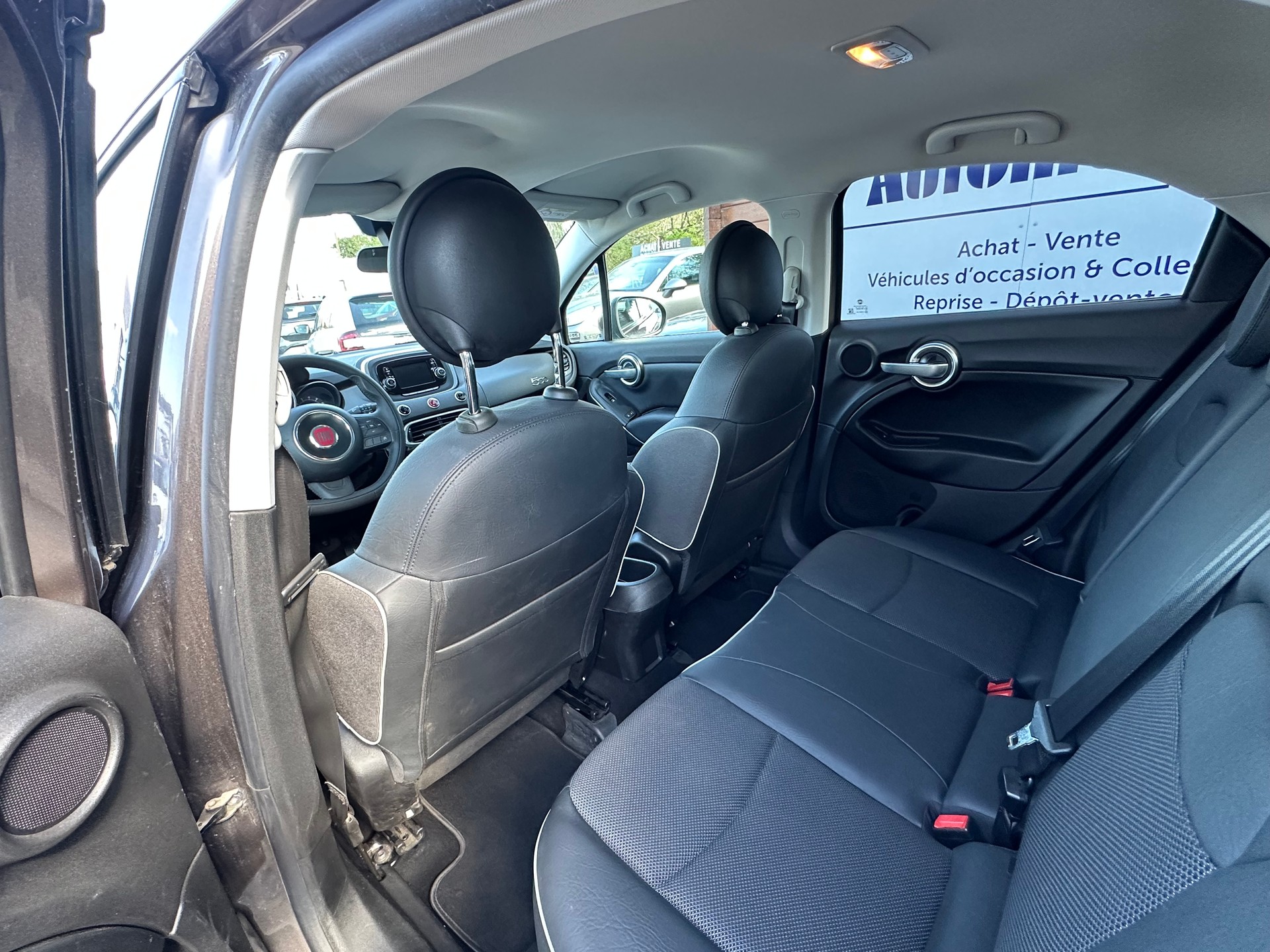 FIAT 500X 1.4T Lounge DCT-image-11