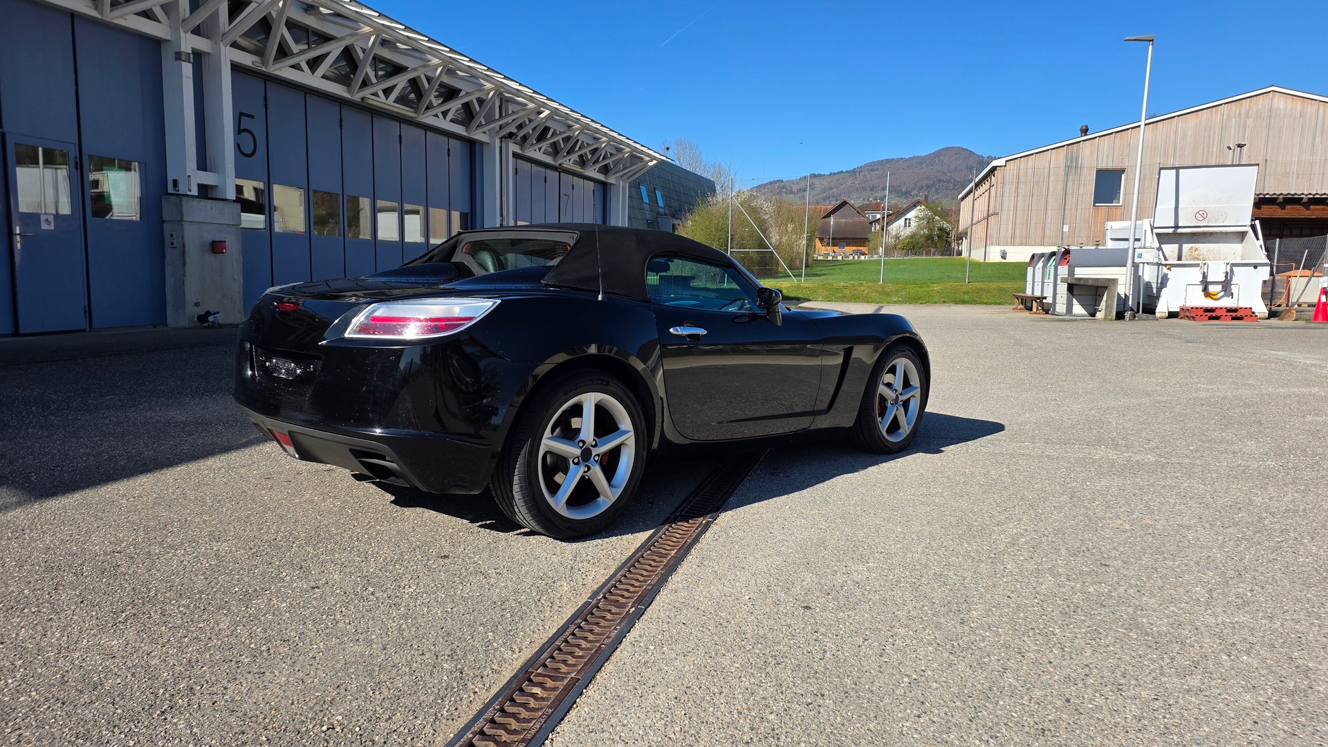 OPEL GT 2.0 Turbo-image-3