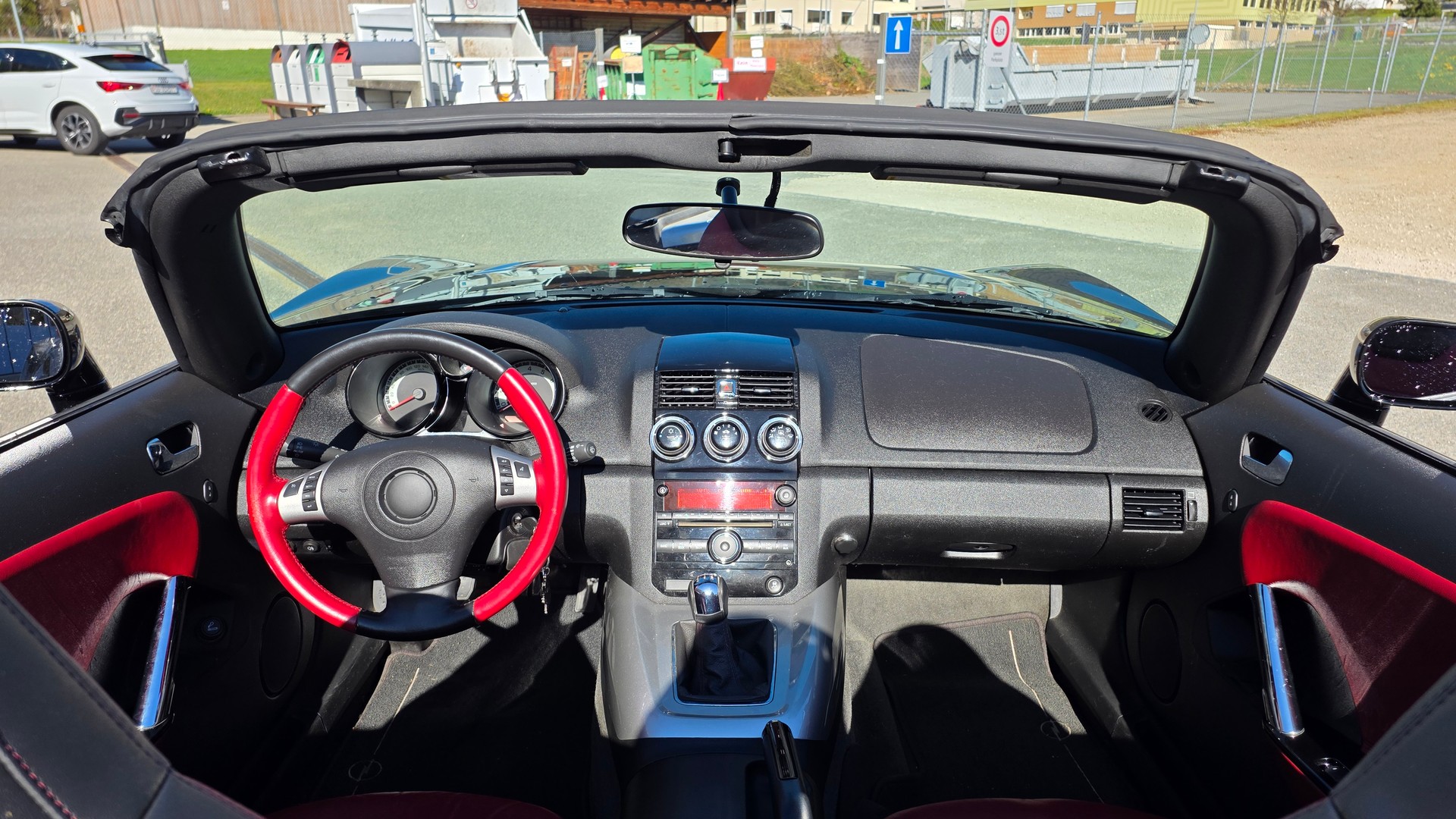 OPEL GT 2.0 Turbo-image-6
