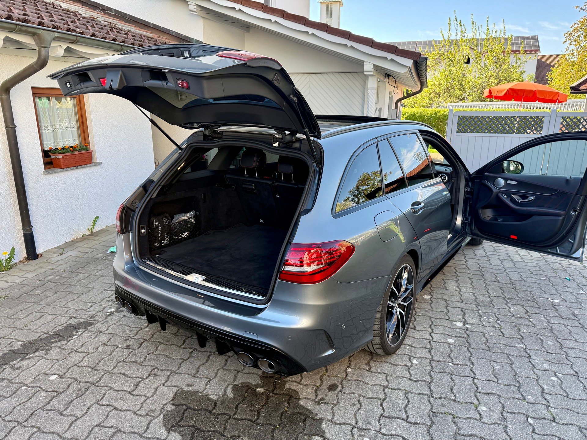 MERCEDES-BENZ C 43 AMG 4Matic 9G-Tronic-image-4