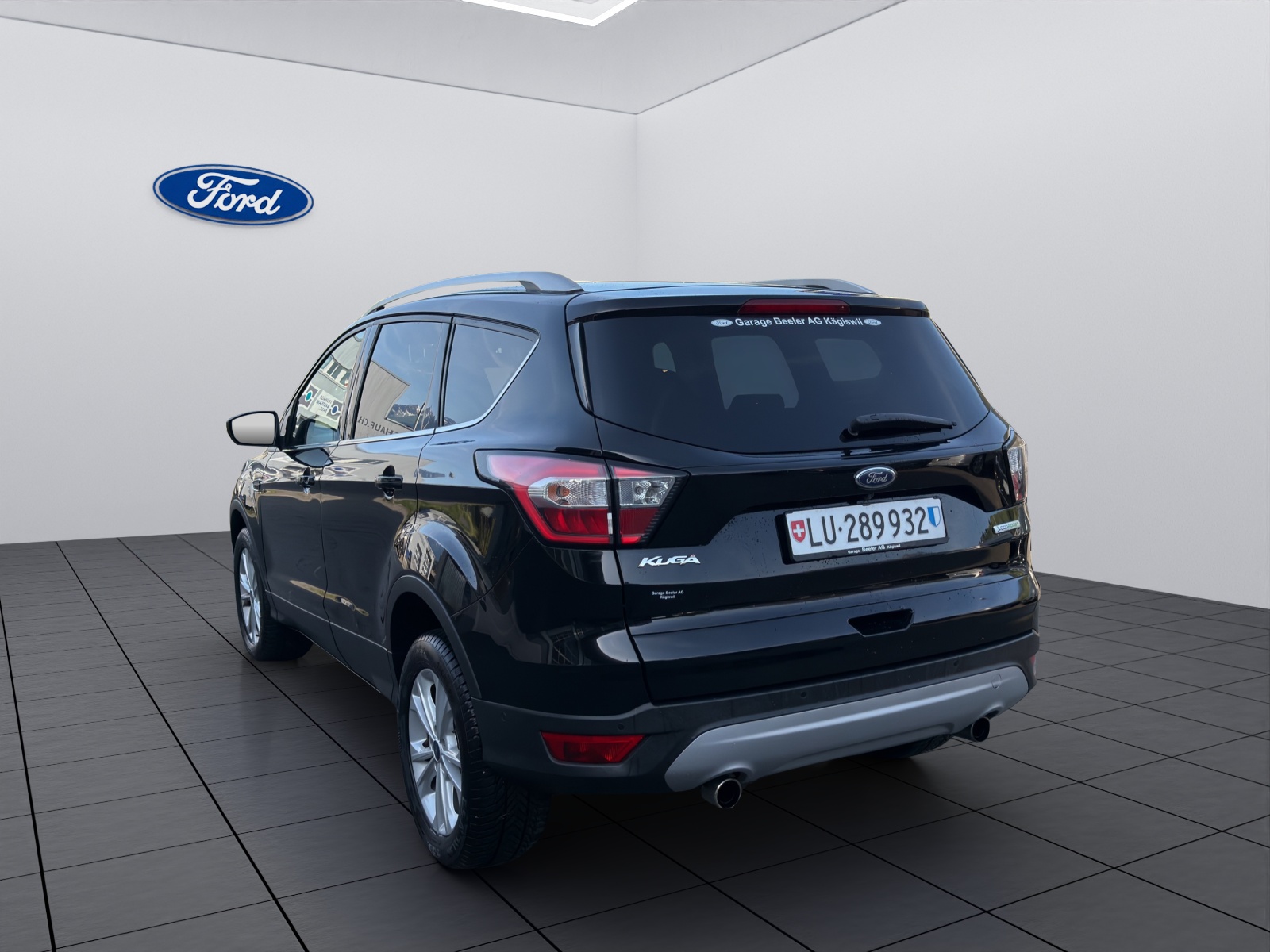 FORD Kuga 1.5 EcoB 182 Titanium-image-6