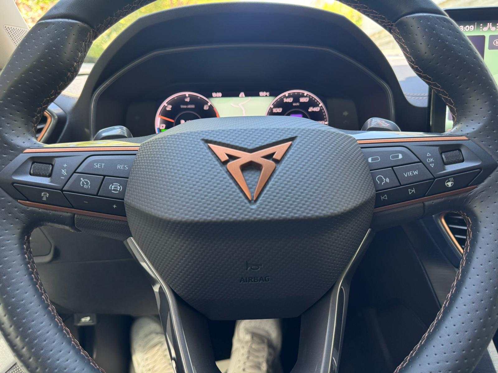 CUPRA Formentor 1.4 e-HYBRID pHEV DSG-image-22
