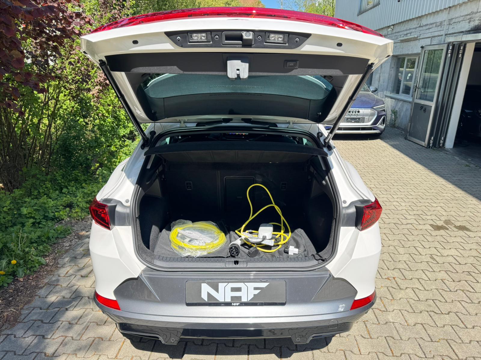 CUPRA Formentor 1.4 e-HYBRID pHEV DSG-image-11