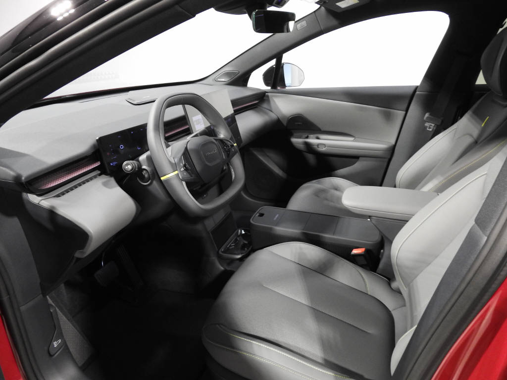 LYNK & CO 02-image-10